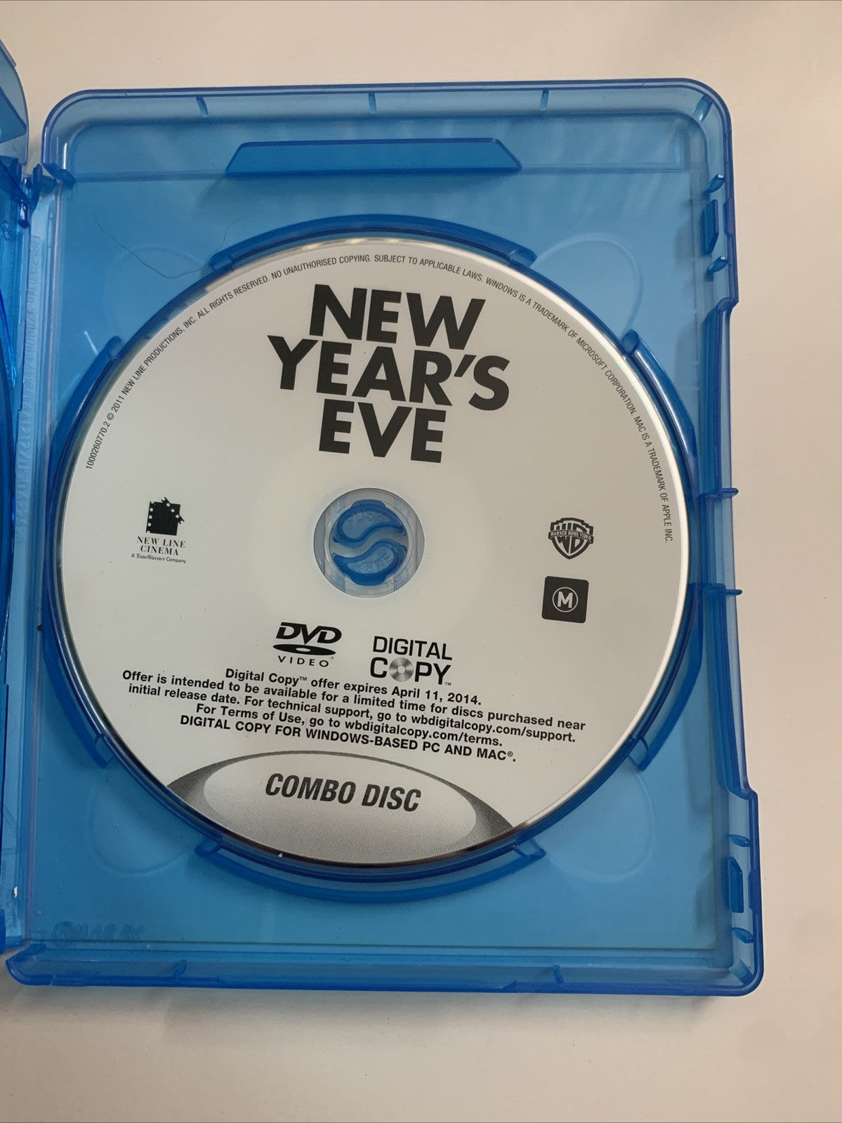 New Year's Eve (Blu-ray + DVD, 2011) Jon Bon Jovi, Lea Michele Region B &4