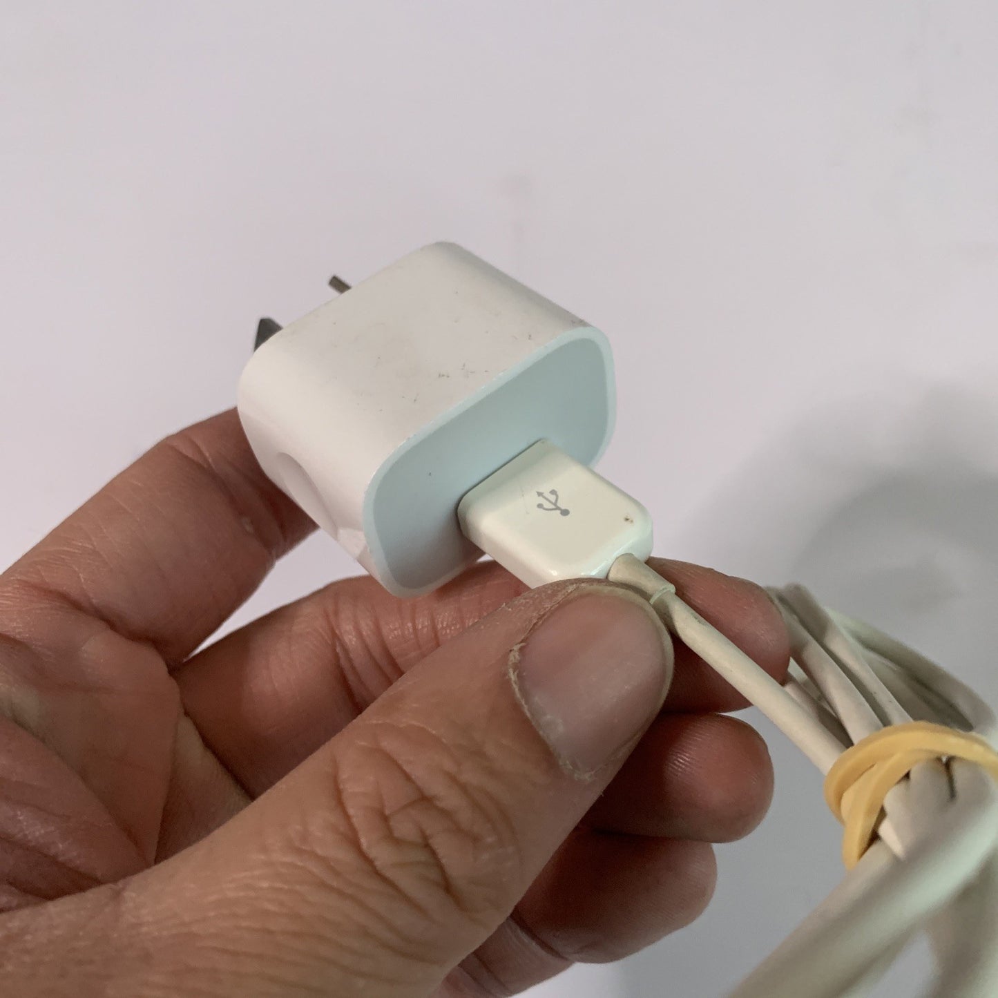 Genuine Apple USB iPod Charger Power Supply with 30-pin Cable A1444 5V 1A