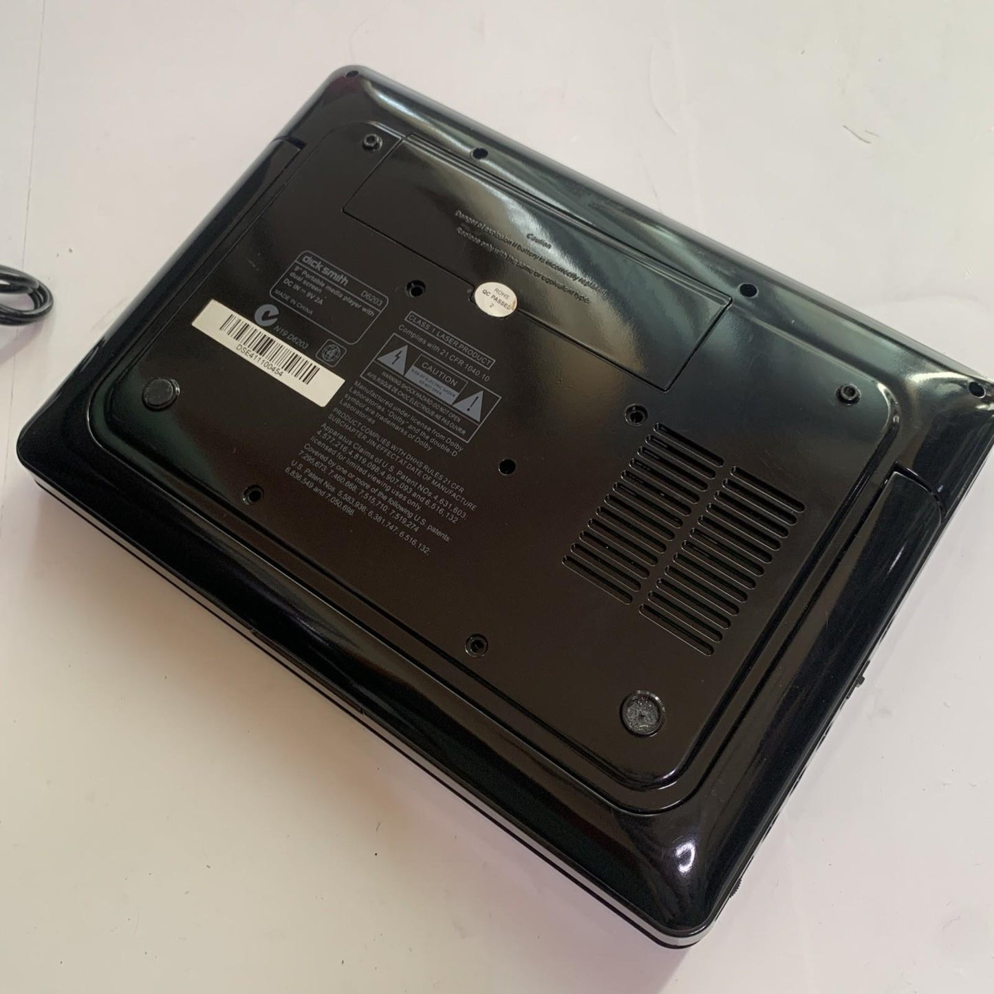 Dick Smith 9" DVD Media Player With Power Supply D6203