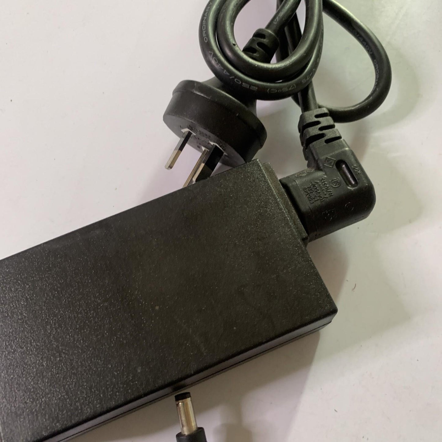 Genuine Philips Monitor Power Supply ADPC1945 19V 2.48A AC Adapter
