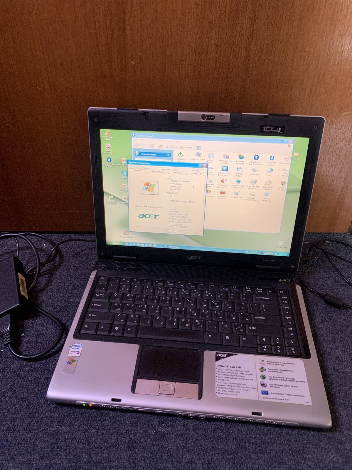 Acer Aspire 14.1" Laptop 5570 Intel Dual Core 1.6Ghz 120GB DVD Writer WinXP 1GB