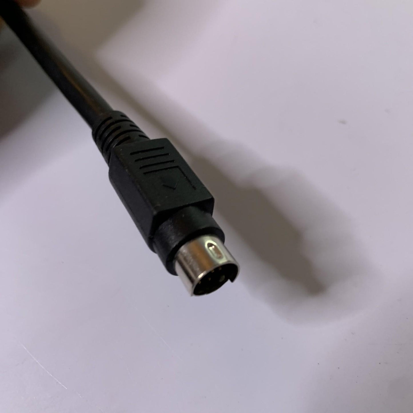 Genuine GIGABYTE 9-Pin To S-Video HDTV Component Video Adapter 12CF1-10S011-01R