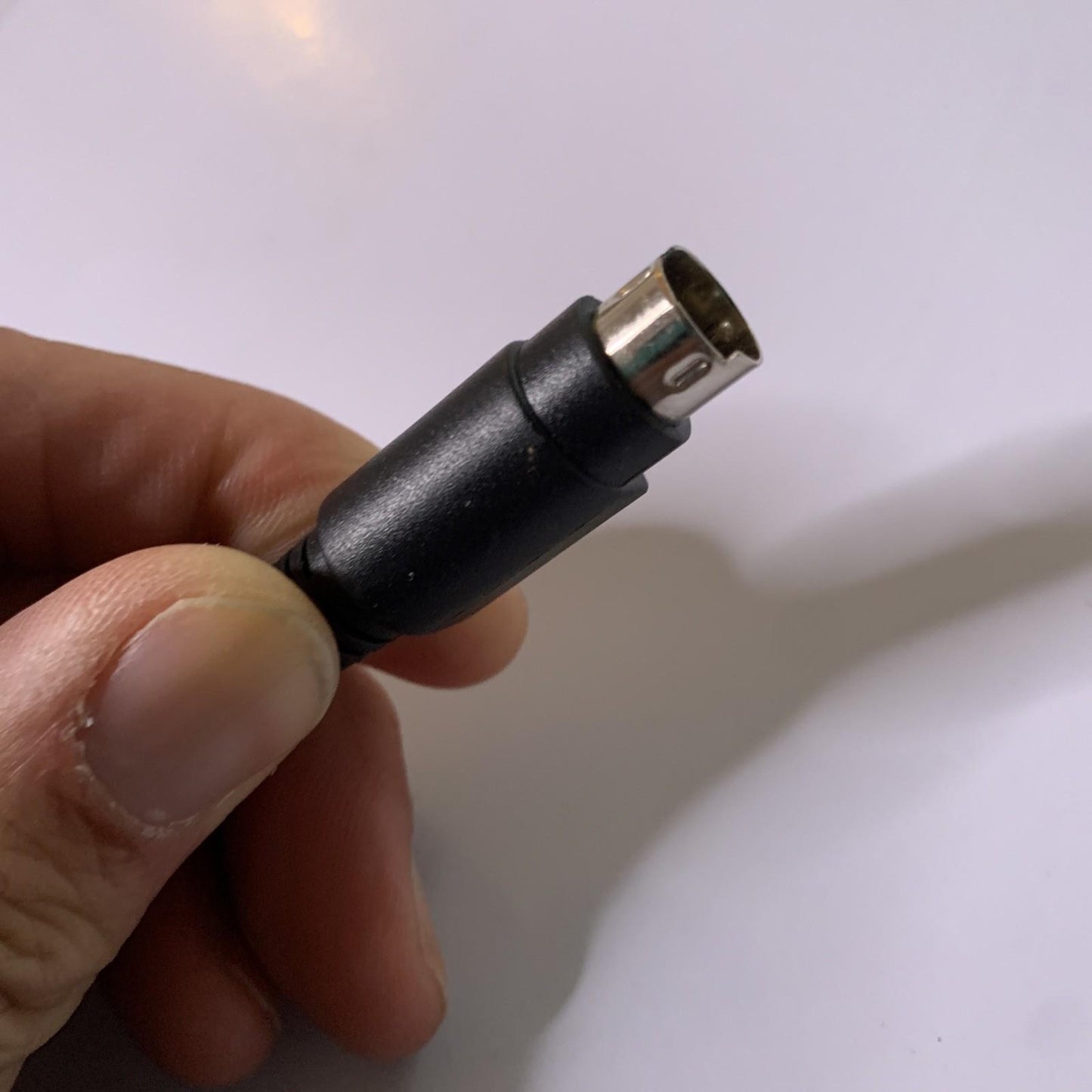 Genuine GIGABYTE 9-Pin To S-Video HDTV Component Video Adapter 12CF1-10S011-01R