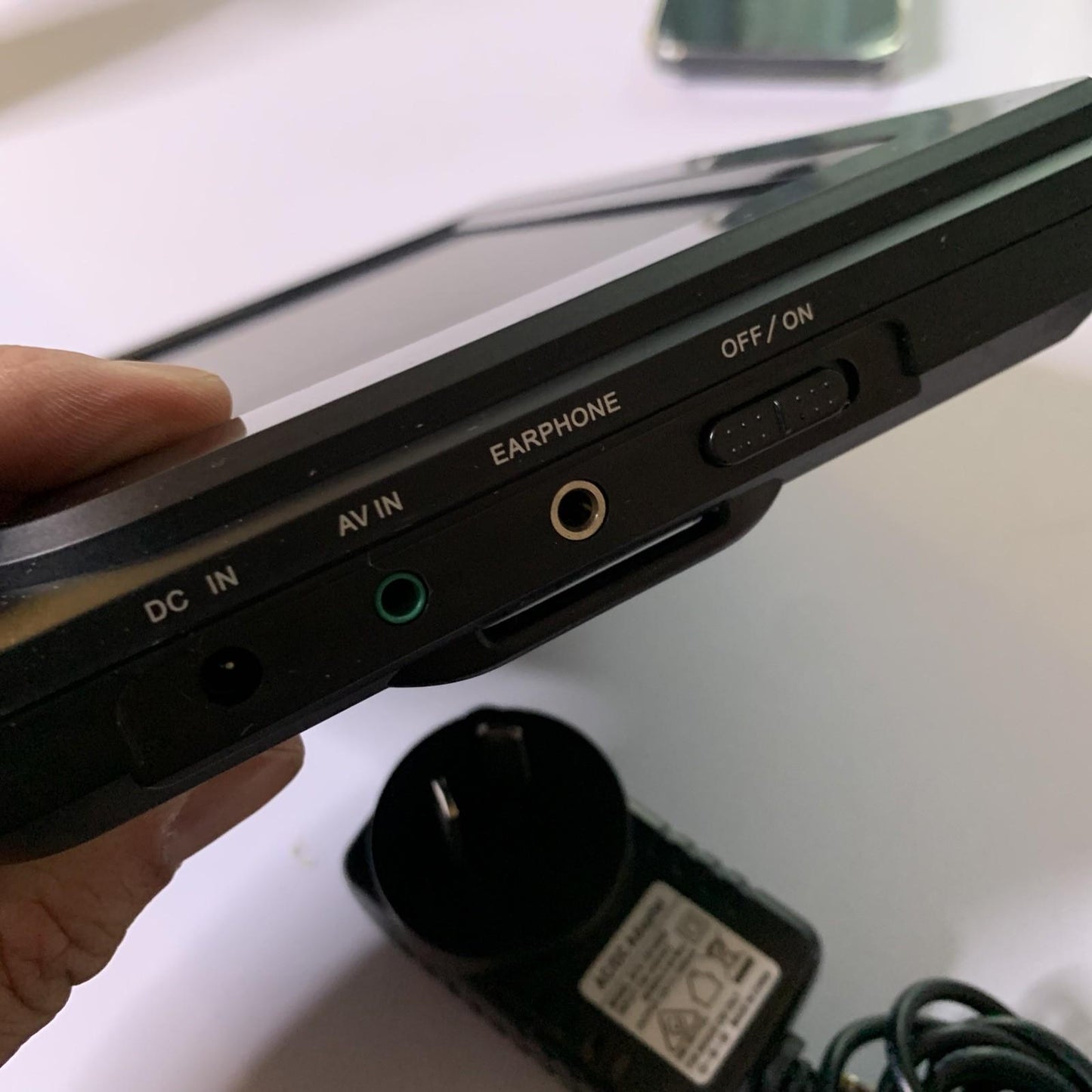 Laser LCD 7" Monitor RCA Composite With Speaker & Power Supply