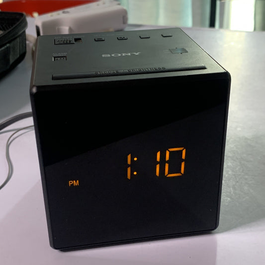 Sony Alarm Clock AM/FM Radio ICF-C1