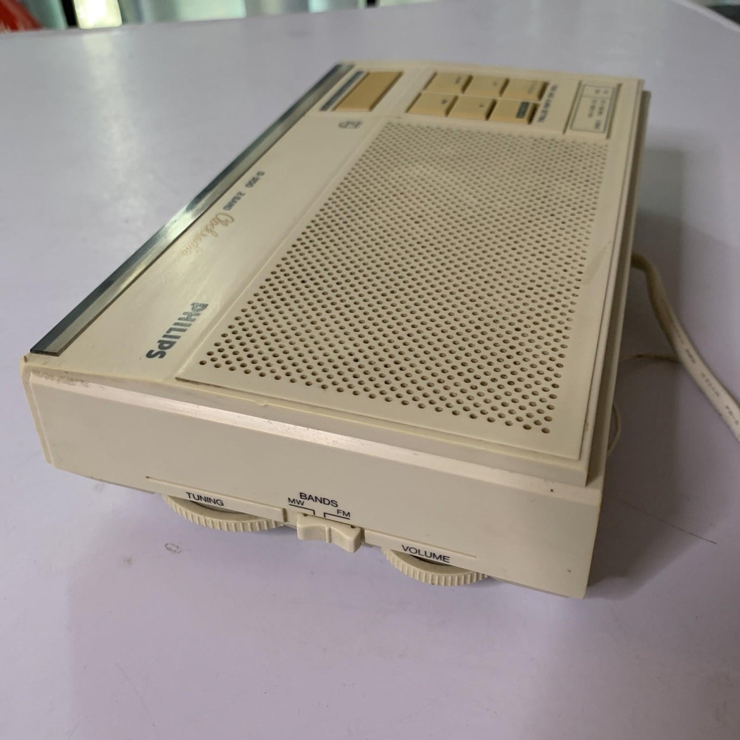 Philips D-3150 Snooze Alarm Clock Radio Vintage Retro