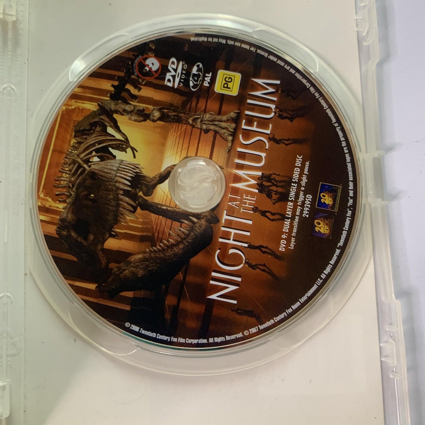 Night At The Museum (DVD, 2006) Owen Wilson, Ben Stiller, Robin Williams Region4