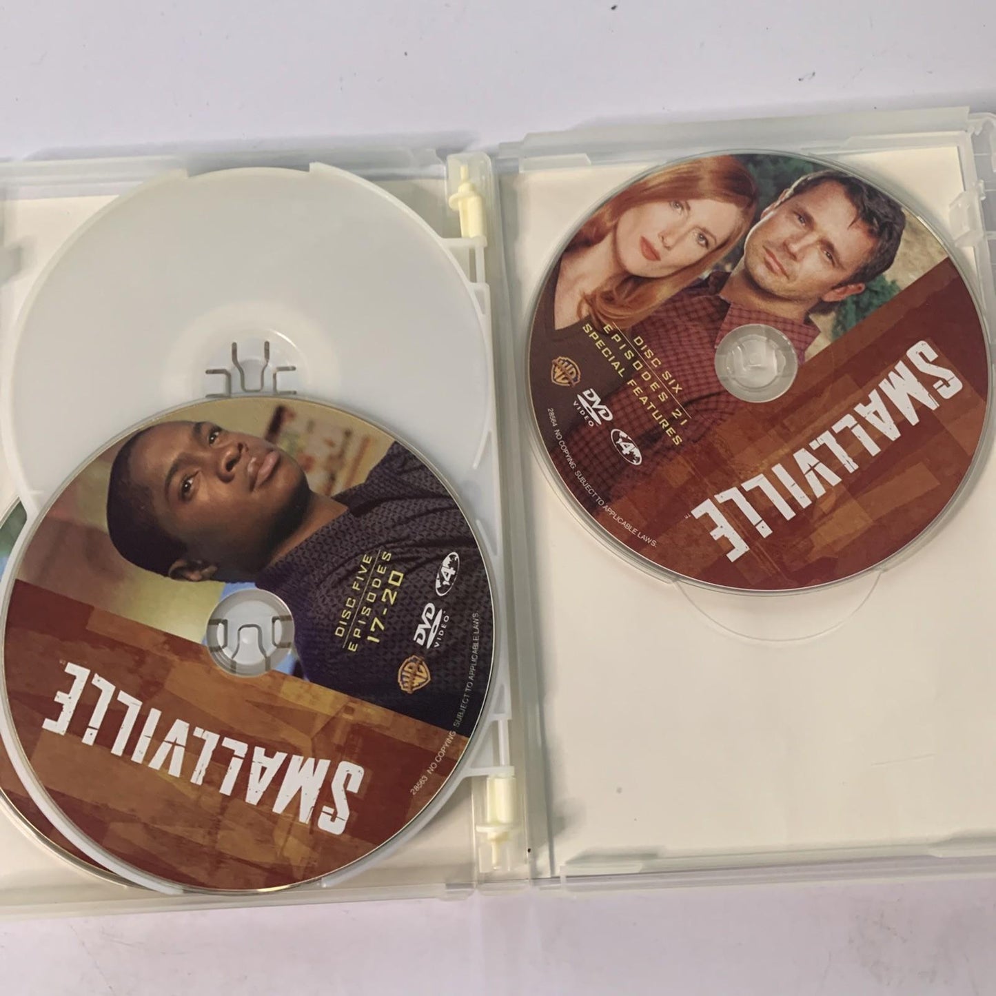 Smallville : Season 1 (DVD, 2002, 4-Discs) Region 4