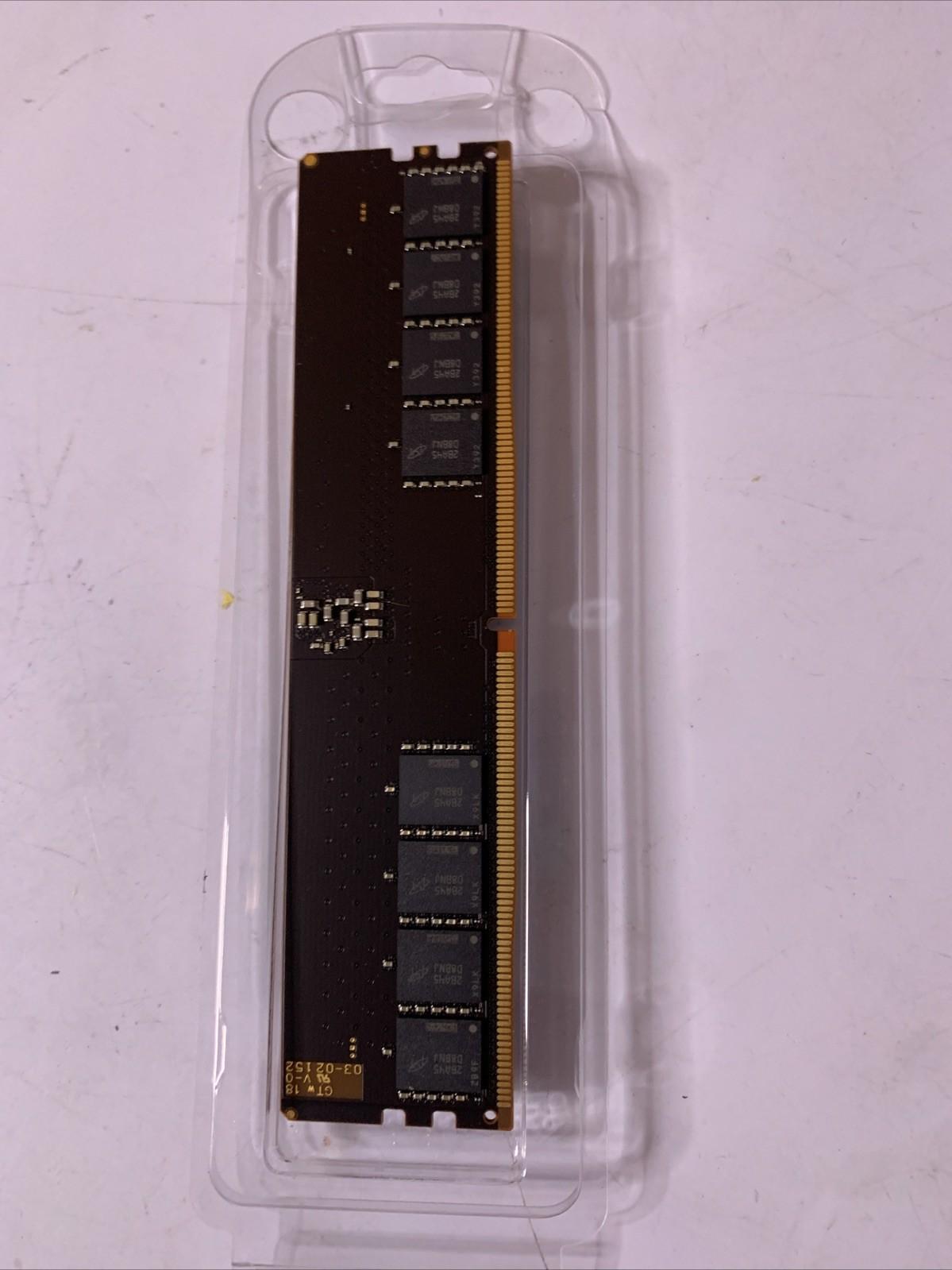 Crucial 32GB (1x32) DDR5-4800 DIMM Desktop PC Memory (CT32G48C40U5)