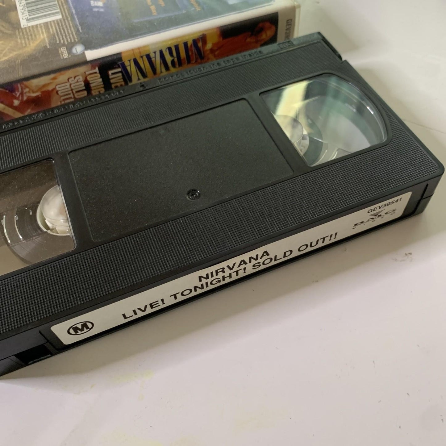 Nirvana – Live! Tonight! Sold Out!! (VHS, 1994) PAL