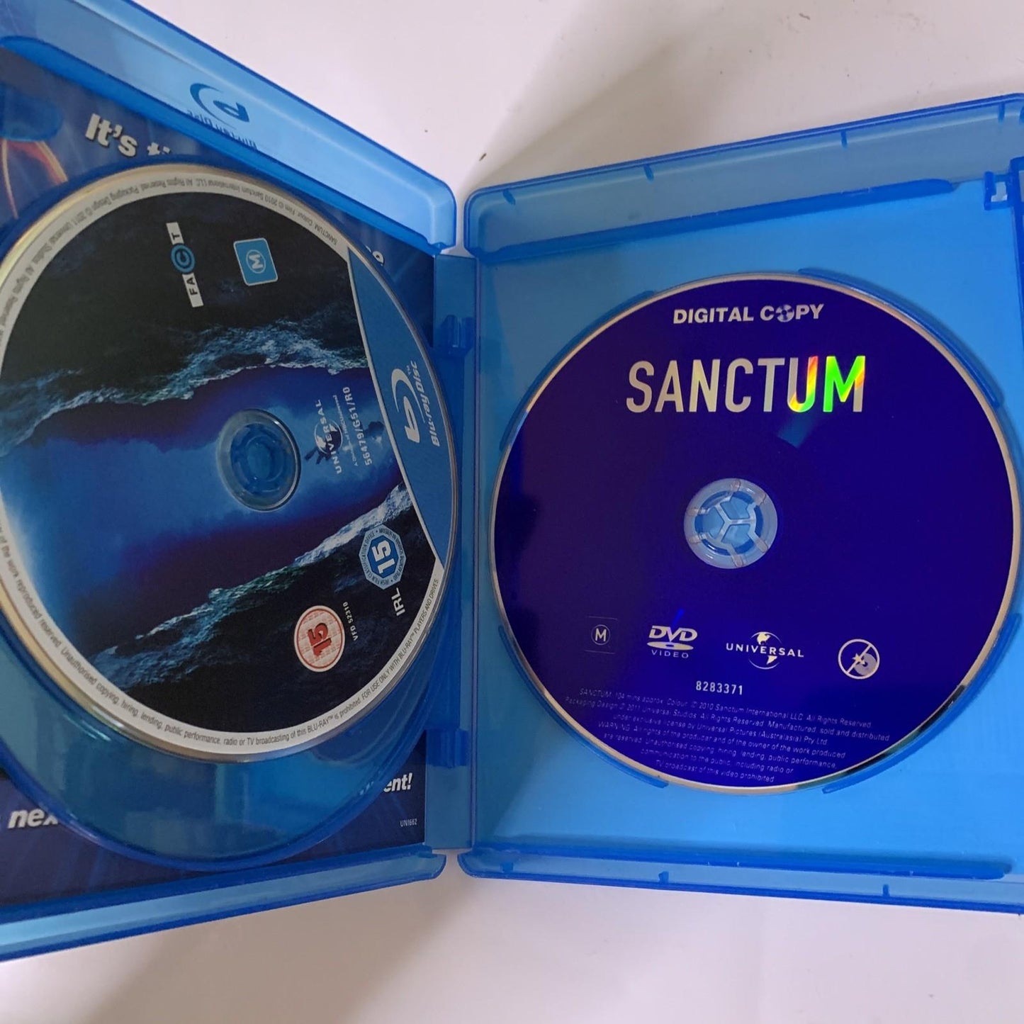 Sanctum 3D (Blu-ray, 2011, 3-Disc) James Cameron, Richard Roxburgh Region B