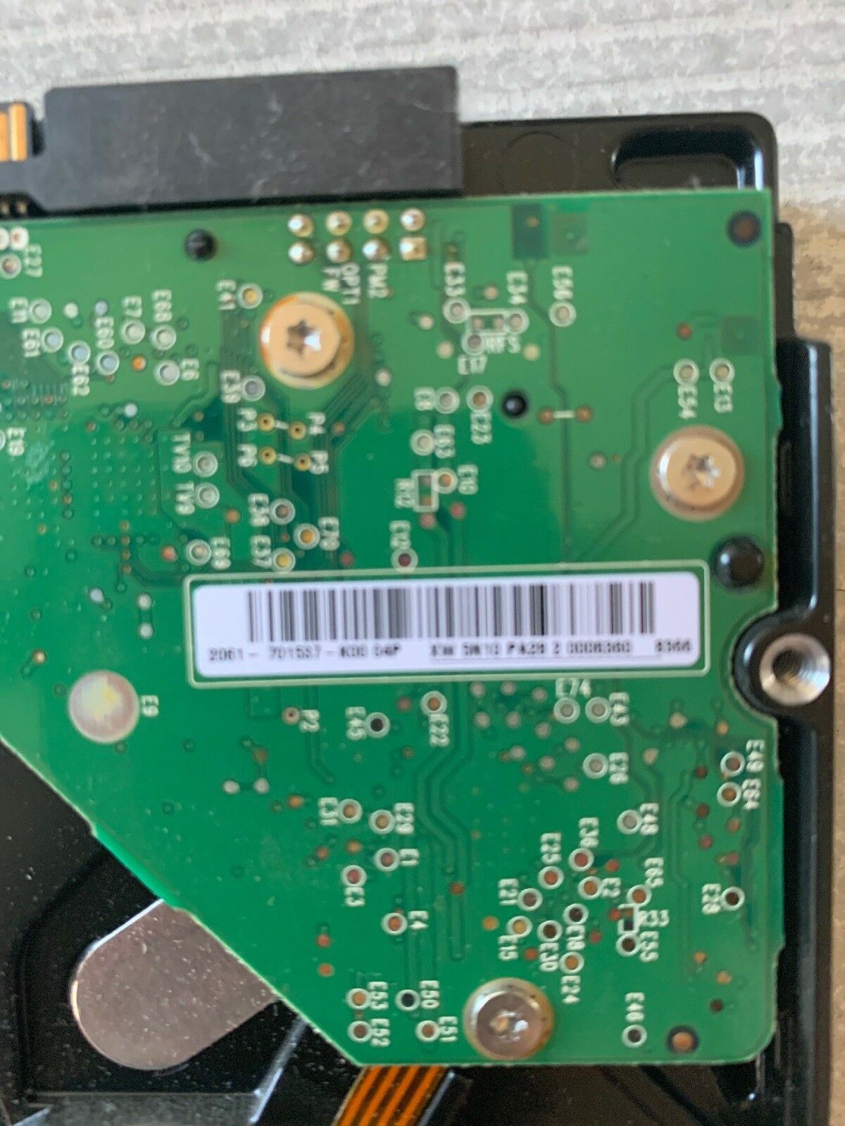 Western Digital Caviar SE 250 GB Internal 7200 RPM 3.5" Hard Drive -WD2500AAJS