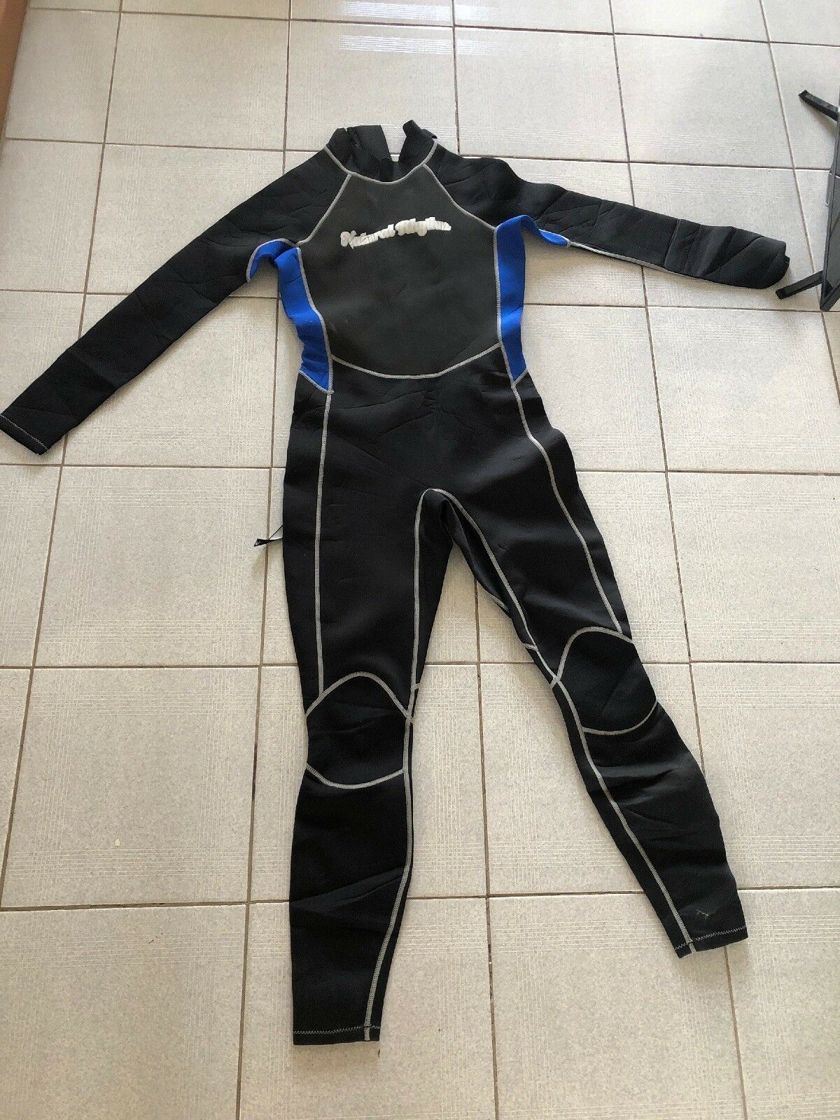 Natural Rhythm Wetsuit Medium Size Neoprene