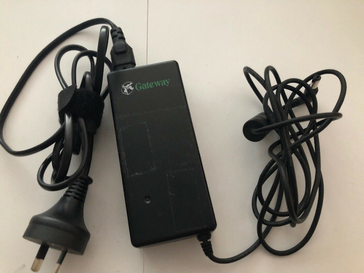 Genuine Gateway SA70-3105 AC Adapter Original Laptop Charger