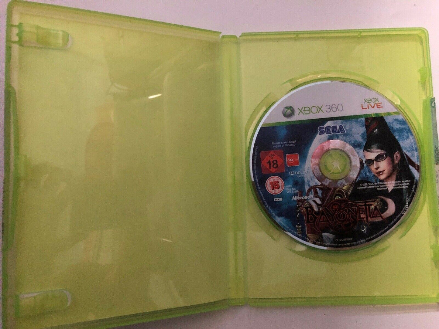 BAYONETTA Microsoft Xbox 360 GAME PAL Platinum Games SEGA Classic Action Game