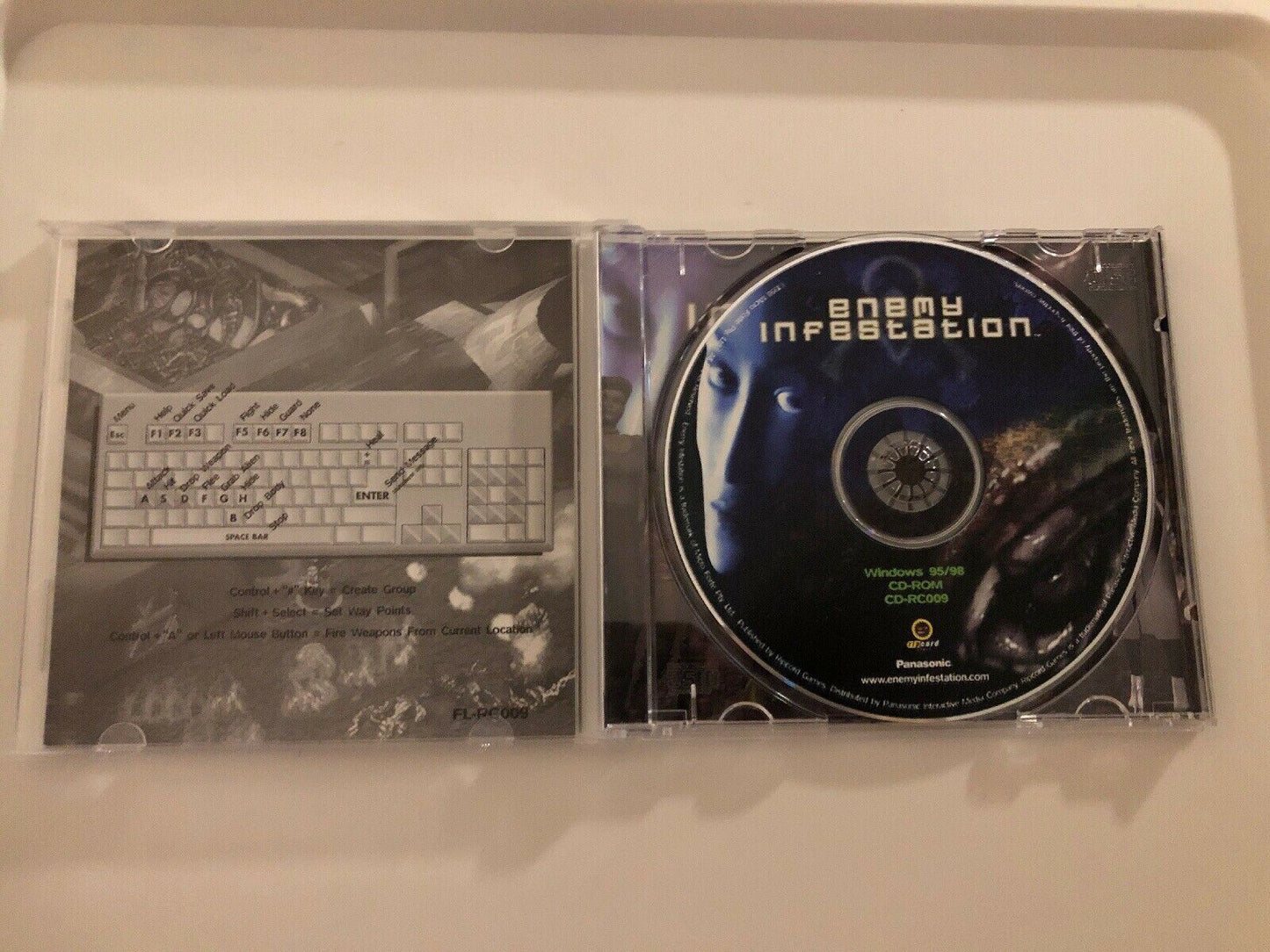 *RARE* Enemy Infestation vintage PC game (1998) Real Time Strategy Classic CDROM