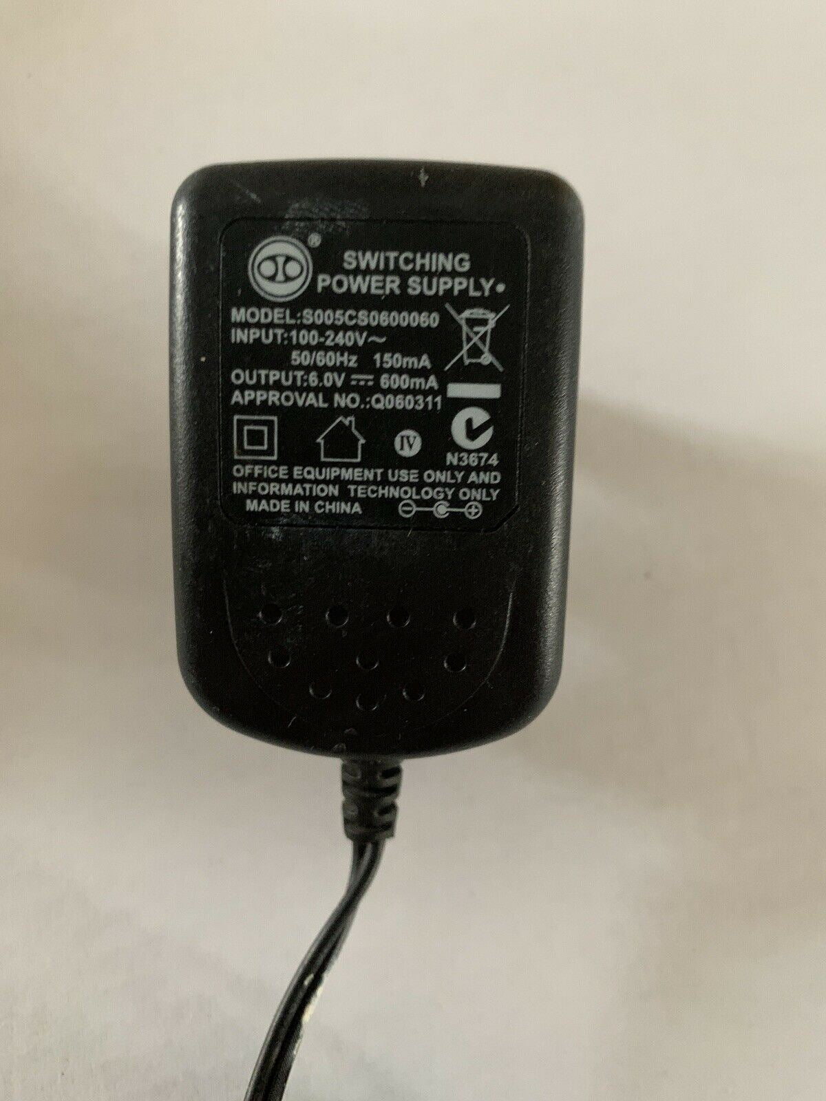 Switching Power Supply S005CS0600060 6V 600mA AC Adapter