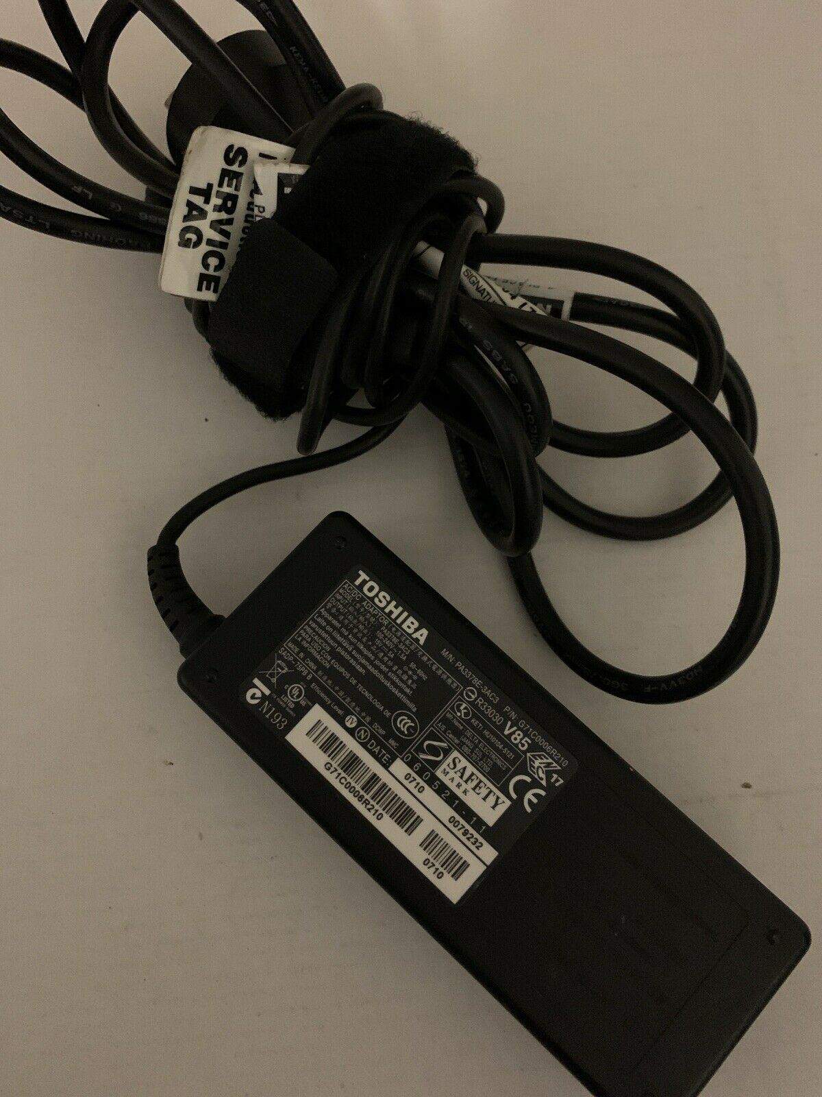 Genuine Toshiba PA3378E-3AC3 75W 15V/5A AC Adapter PSU Power Supply 100-240V