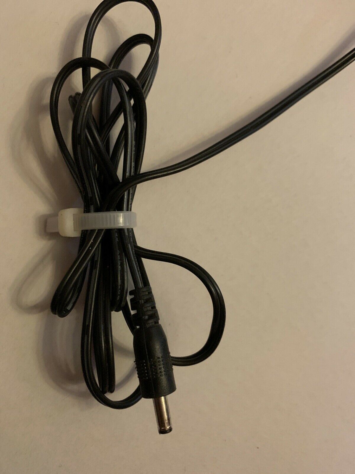 Genuine D-Link 12V 1A Power Supply Adapter F12W-120100SPAS, F040N01