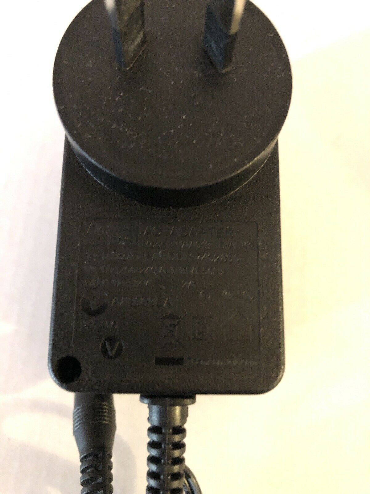 Acbel WAA013 AC Adapter Technicolor DSL37402890 12V 2A Power supply