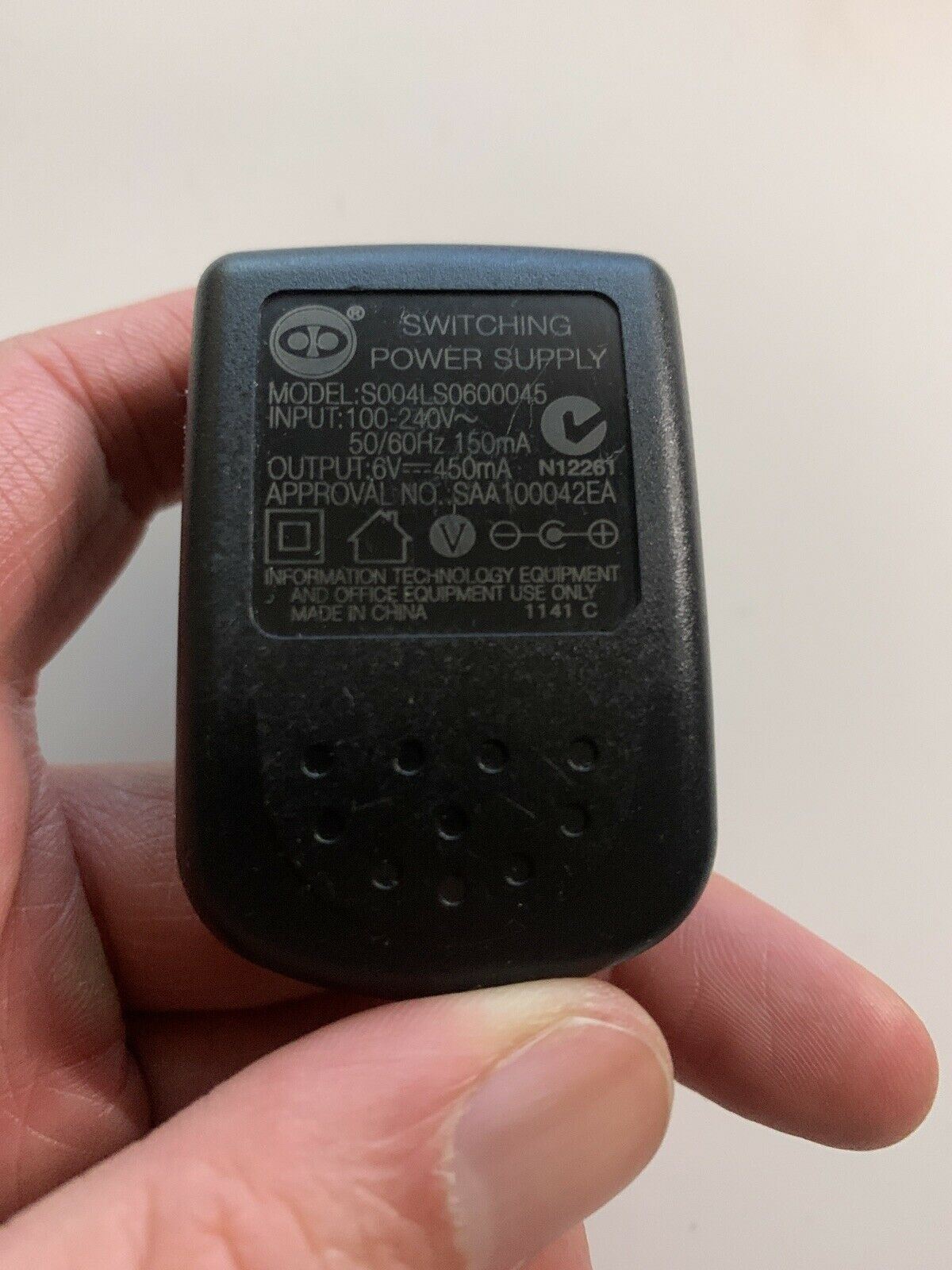 Switching Power Supply S004LS0600045 6V 450mA
