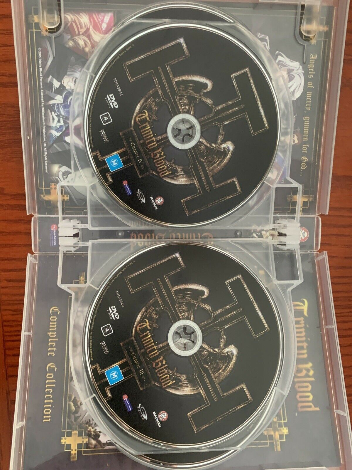 Trinity Blood - Complete Collection (DVD, 2008, 6-Disc Set) Region 4