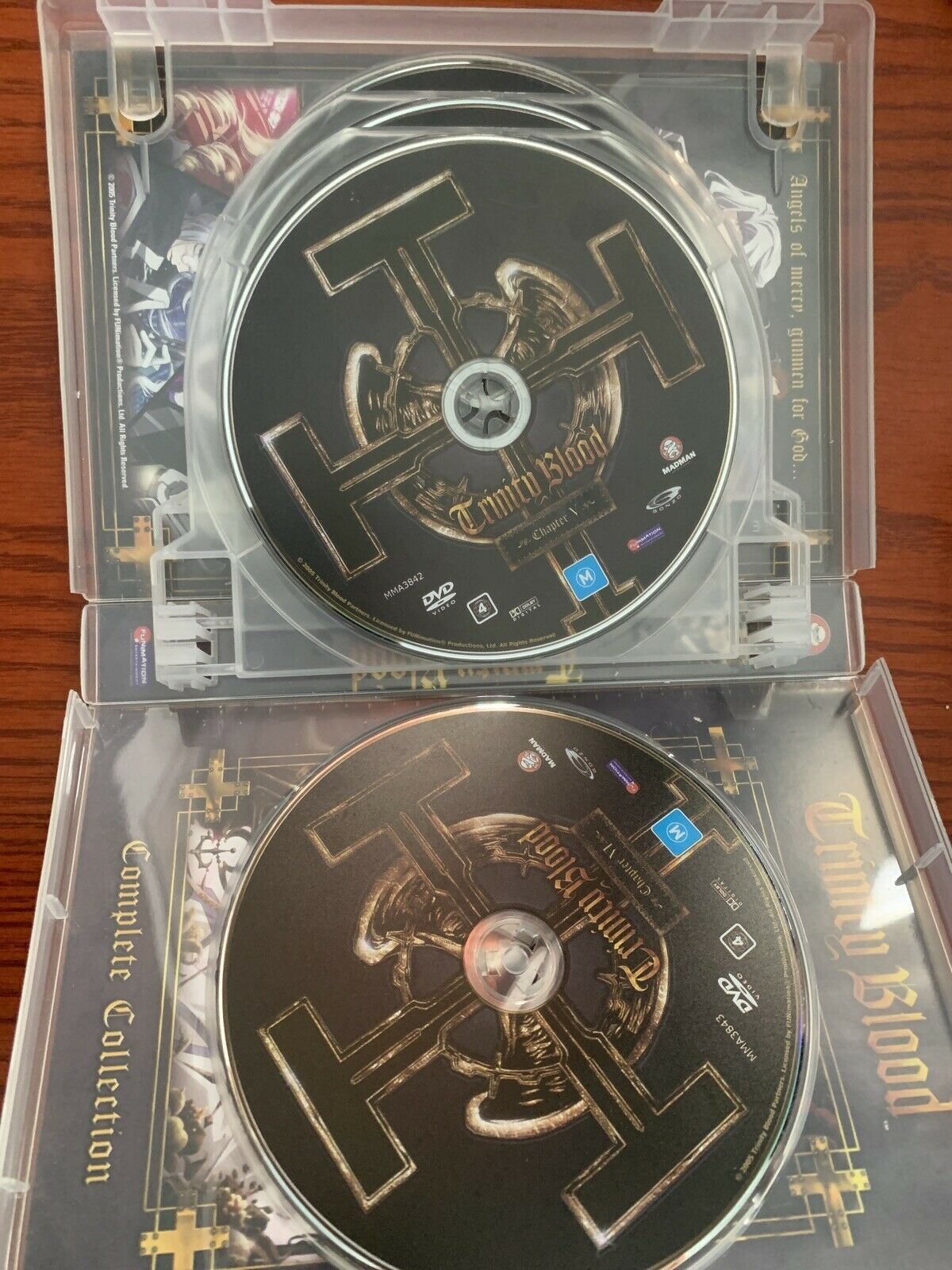 Trinity Blood - Complete Collection (DVD, 2008, 6-Disc Set) Region 4