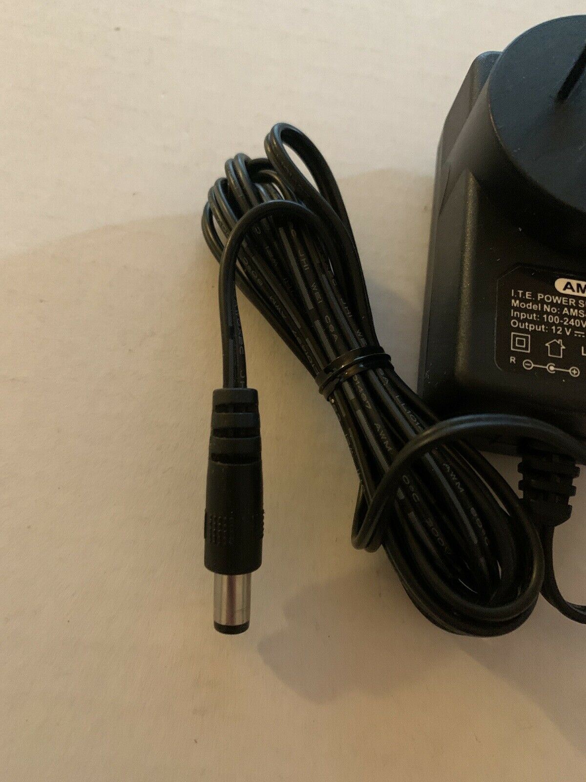 AMIGO AC/DC Power Adapter MODEL: AMS47-1200500FS Output- 12volt DC @ 500mA