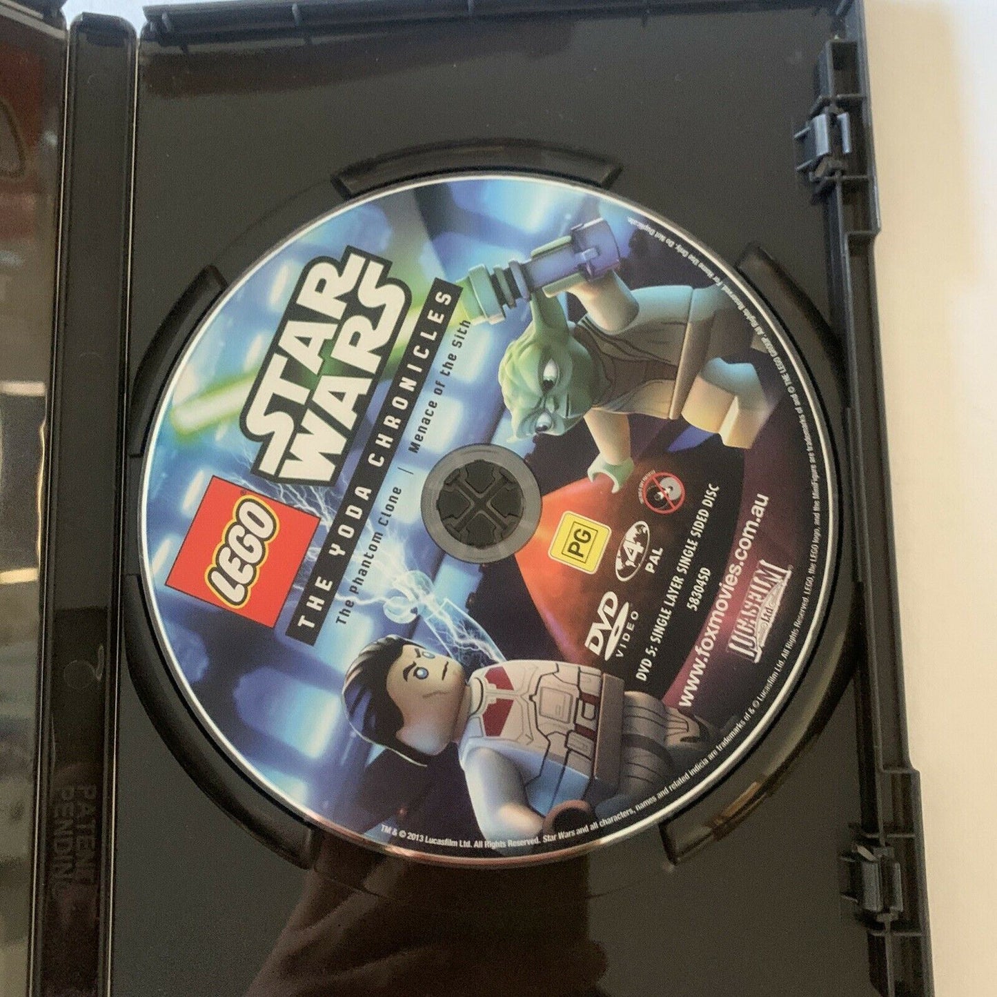 LEGO Star Wars - The Yoda Chronicles (DVD, 2013) Region 4