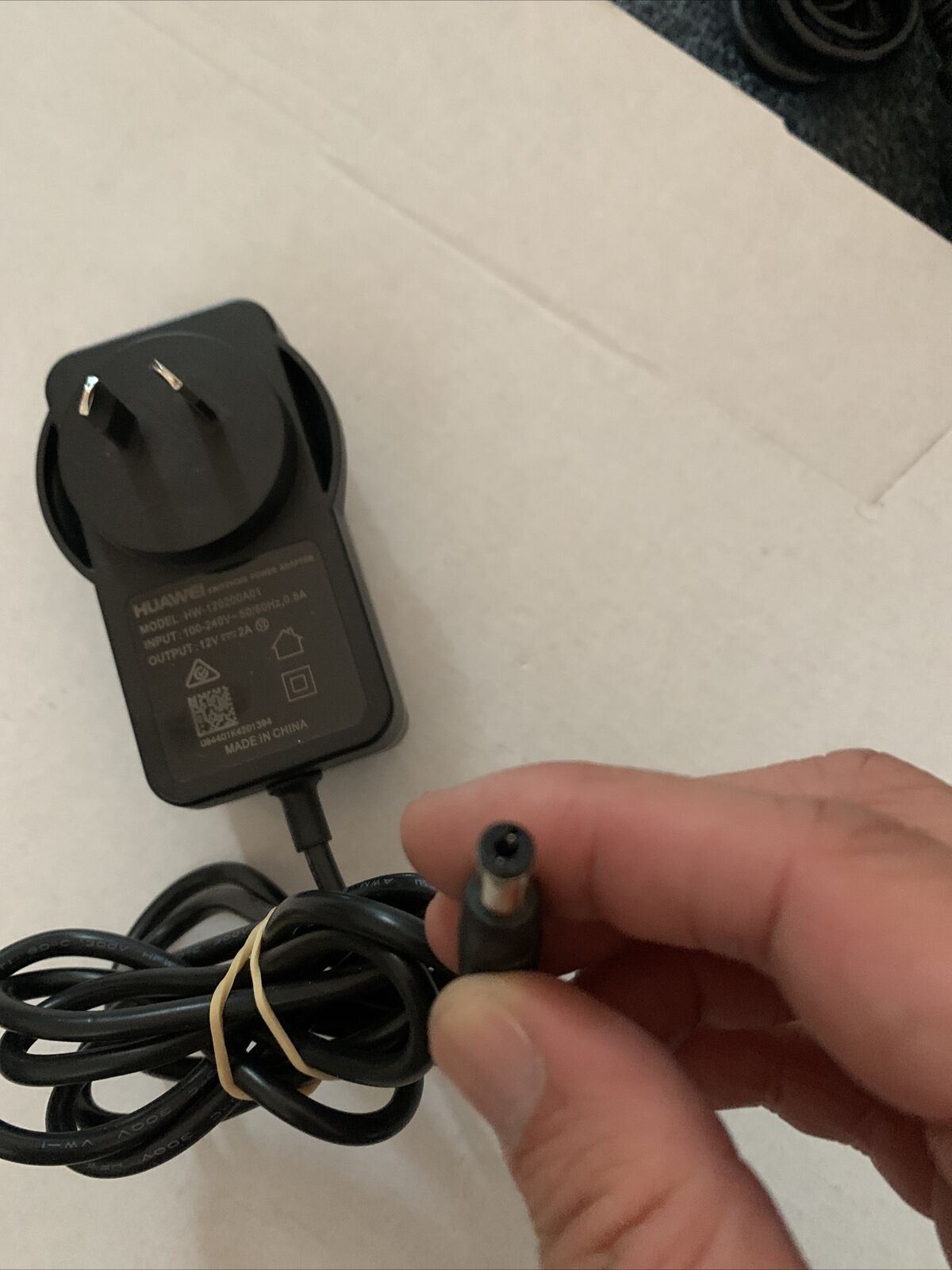 Huawei Switching Power Adapter HW-120200A01 12V 2A