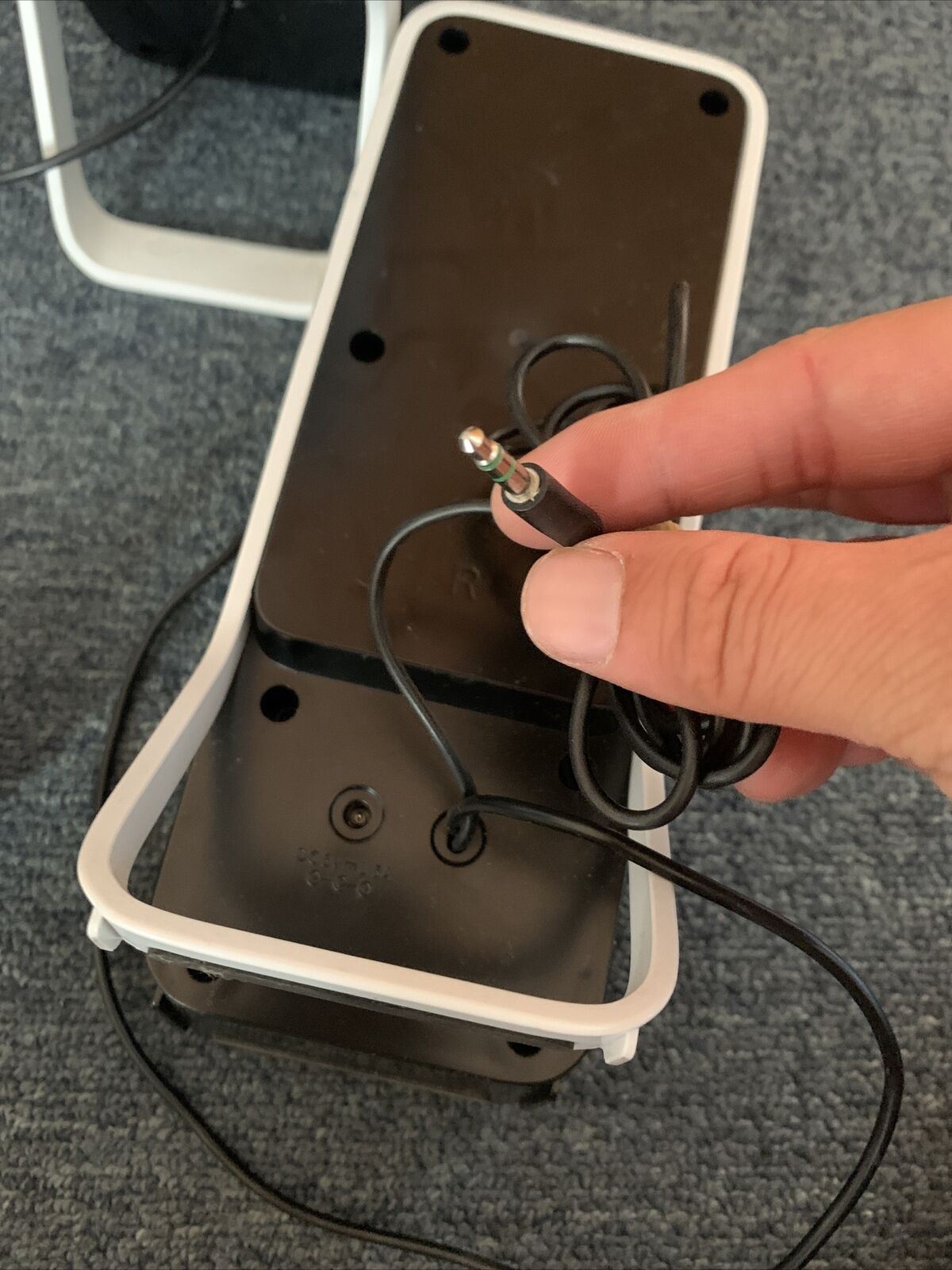 Logitech Z200 Multimedia PC Computer Speakers