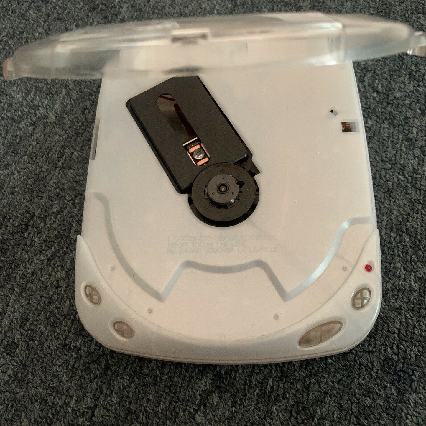 Akai PD-X30 Portable CD Player w 3 Beam Laser Pickup System Stereo