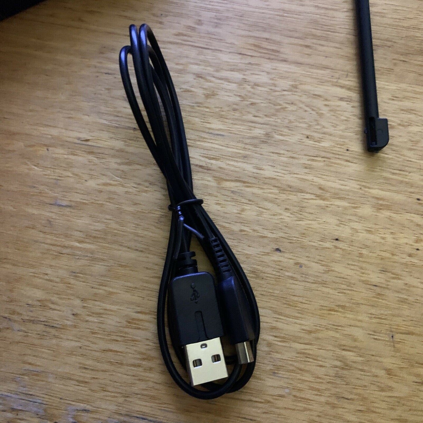 Nintendo DSi Handheld Console Black with Charger & Stylus