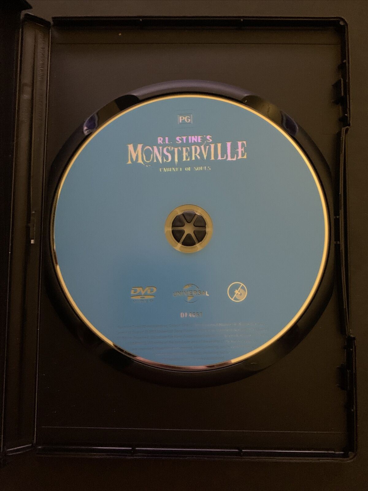 R.L. Stine's Monsterville: Cabinet of Souls (DVD, 2015) Dove Cameron. Region 4&2