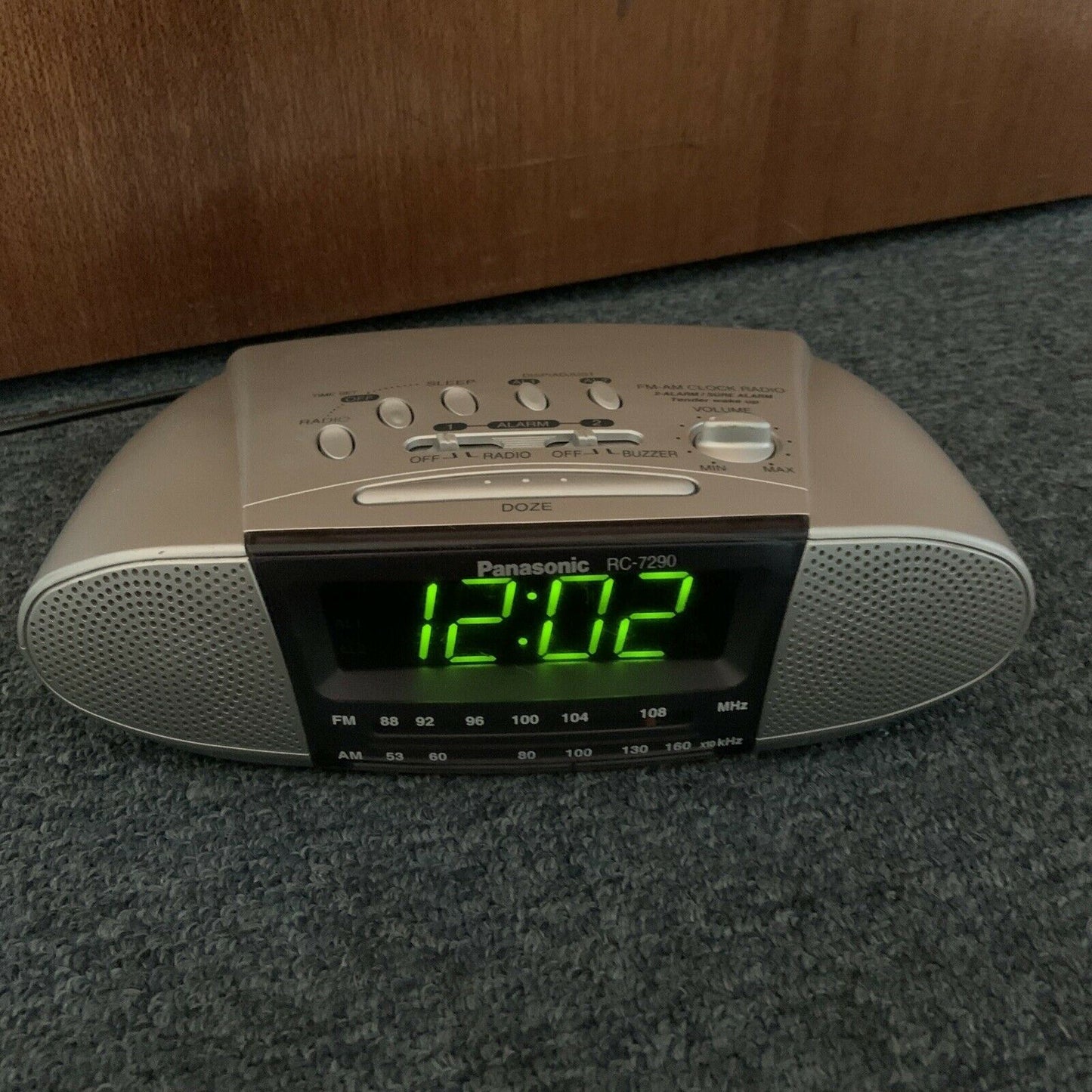 Vintage Panasonic RC-7290 Dual Alarm Clock AM/FM Radio
