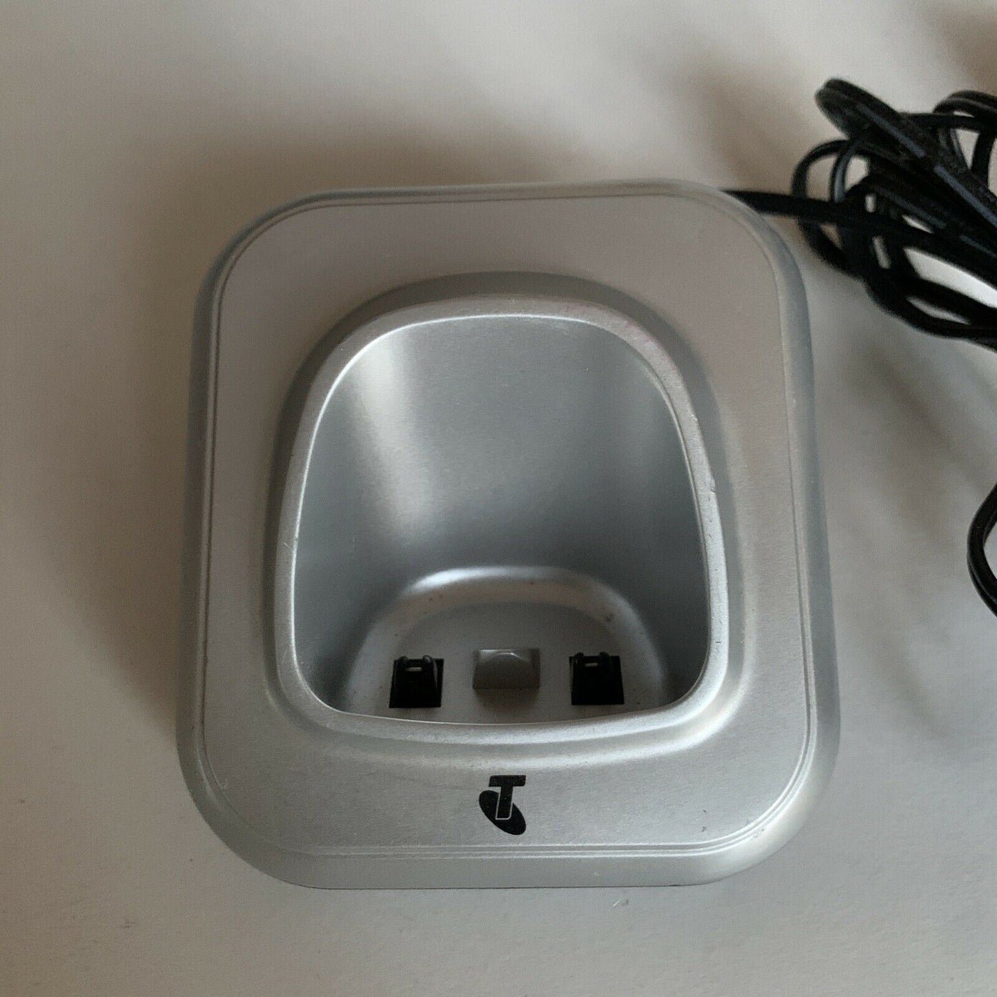 Telstra 12550 Twin Base Charger & S004LS0600030 AC Adapter 6V