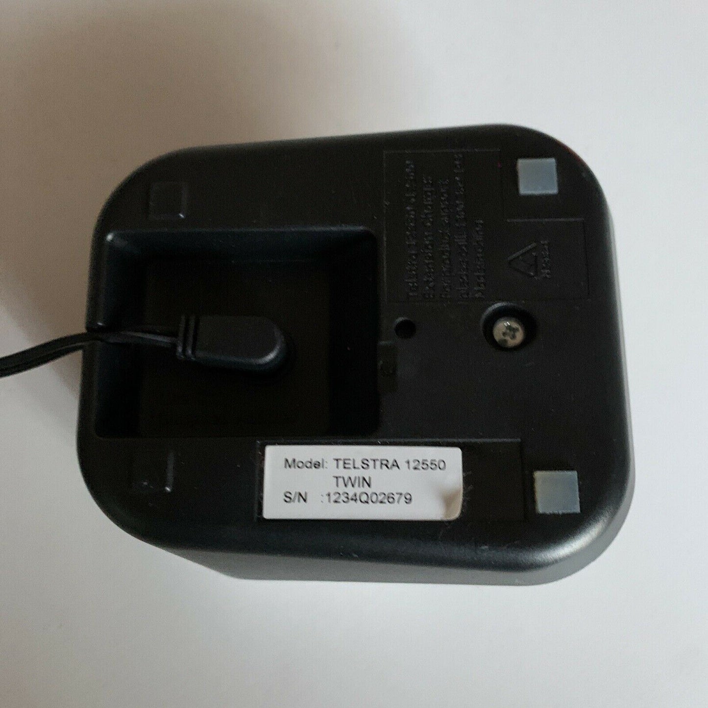 Telstra 12550 Twin Base Charger & S004LS0600030 AC Adapter 6V