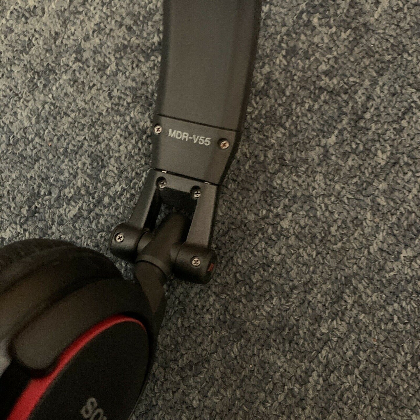 Sony MDR-V55 Extra Bass Headphones