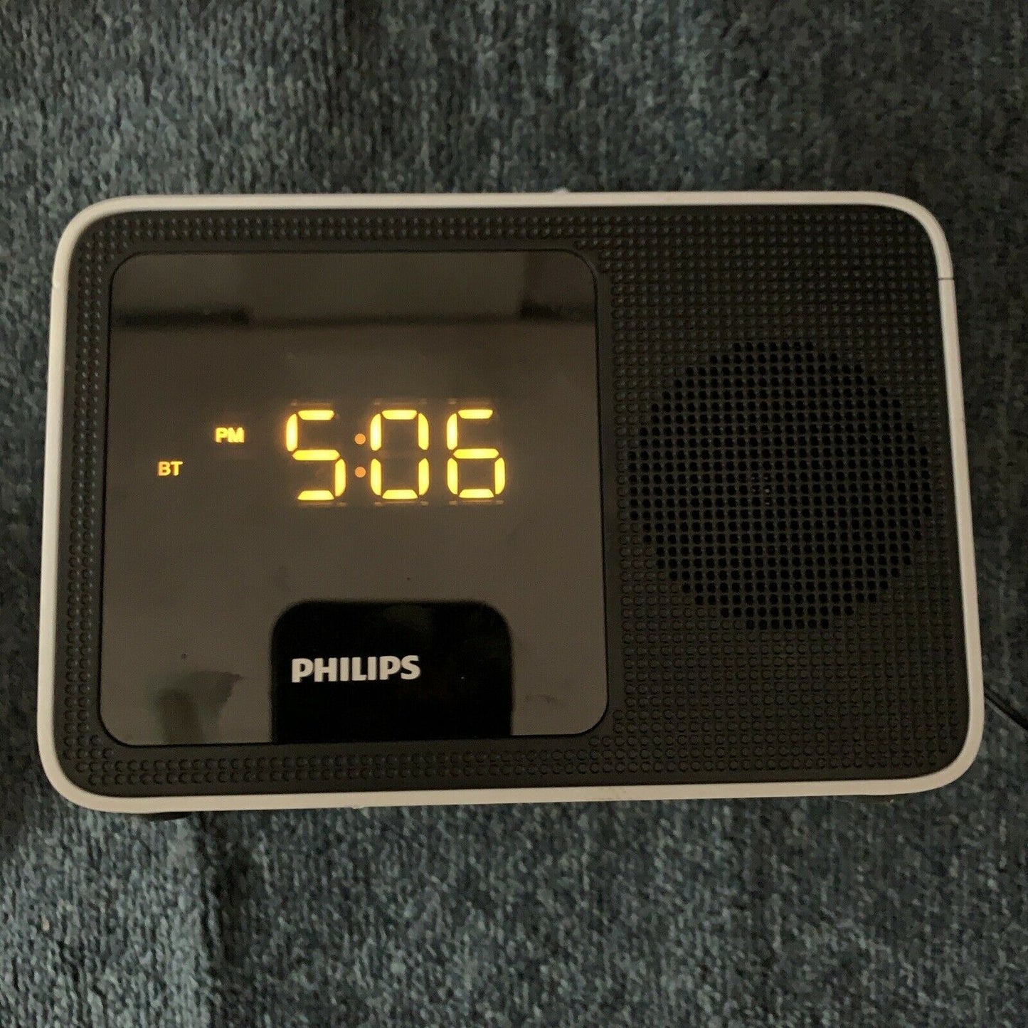 Philips Digital Alarm Clock Radio Bluetooth Backup Battery AJT5300W/79