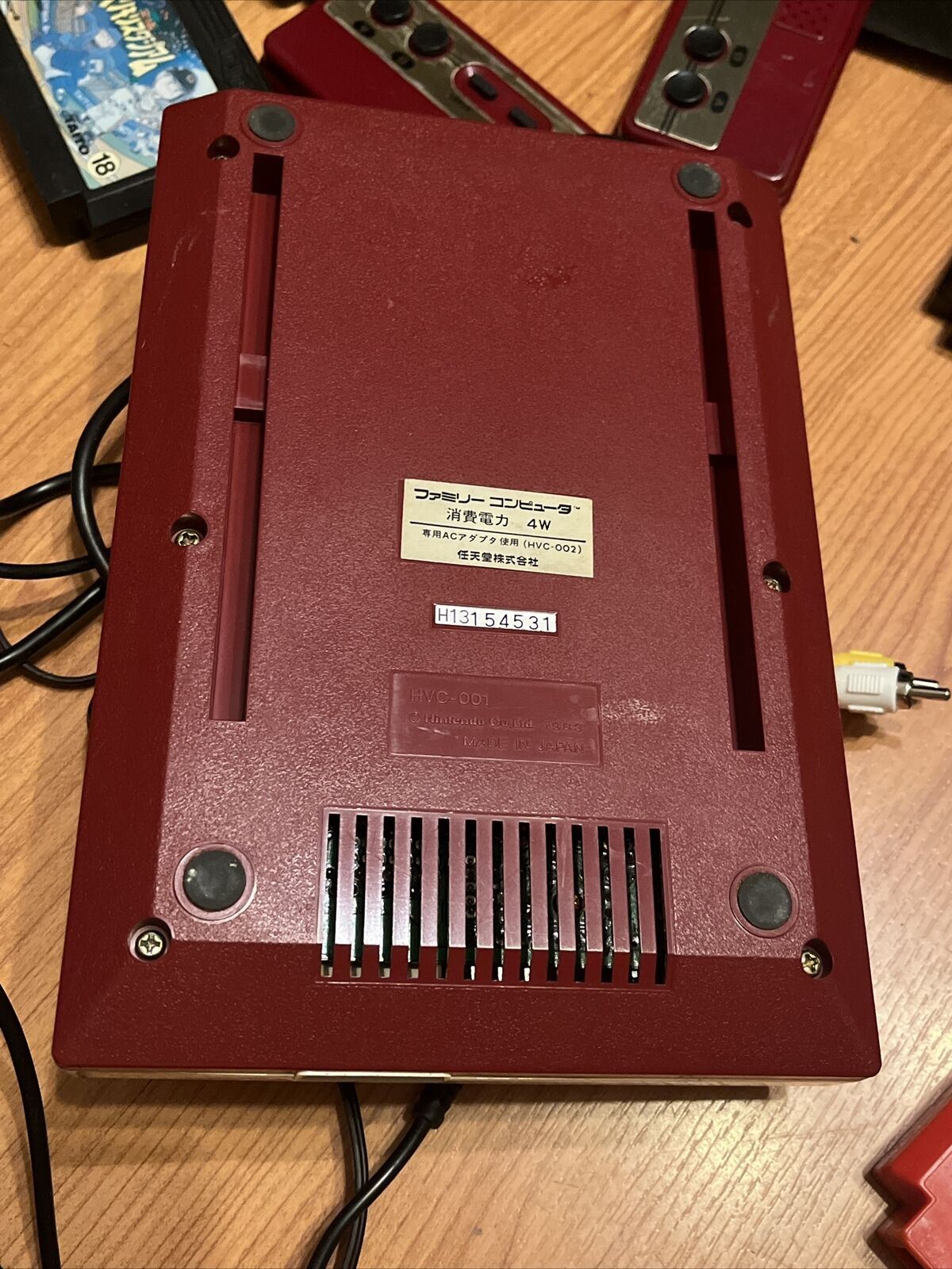 Genuine Nintendo Famicom RGB Console & 9 Games + Joystick AV Mod & USB Powered