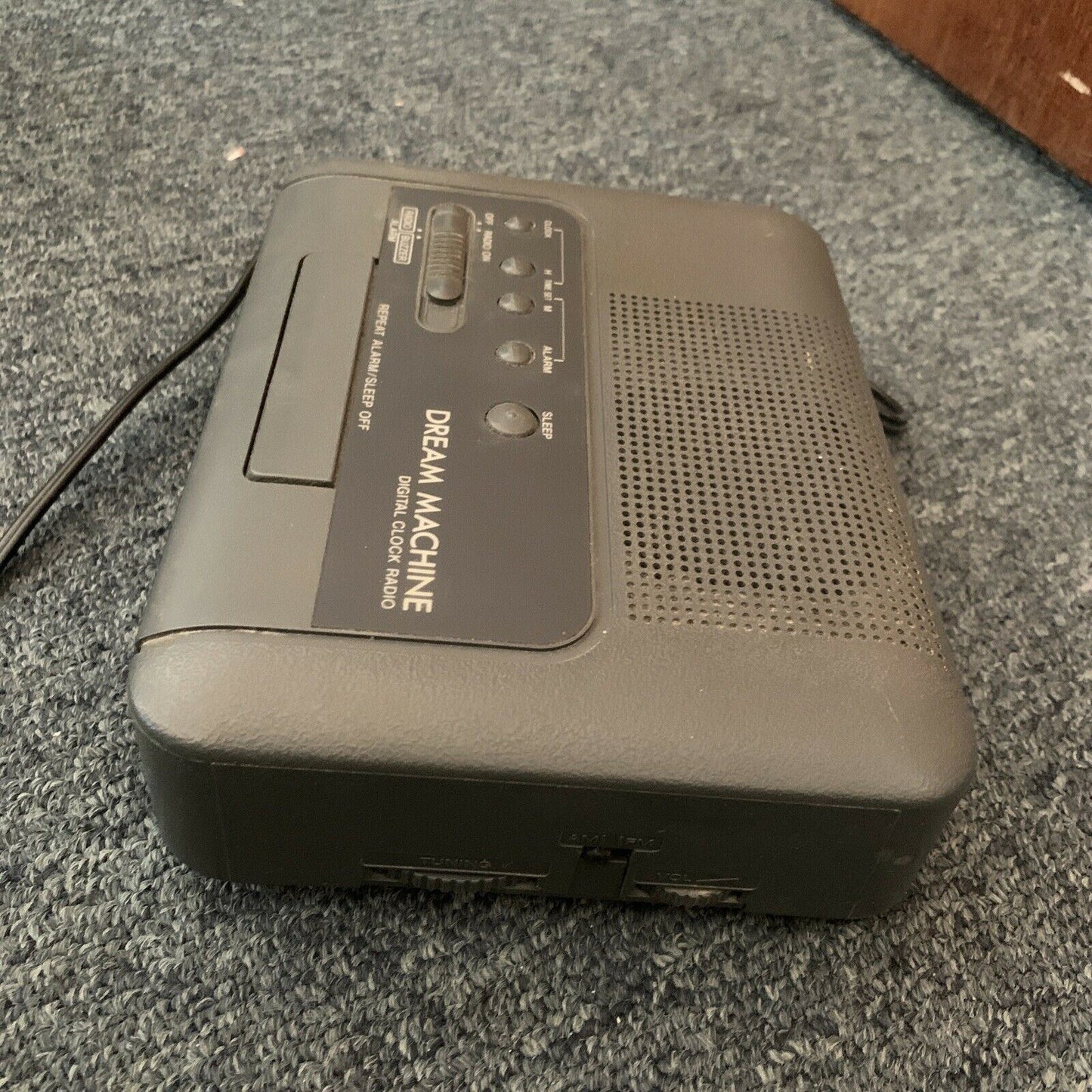Vintage Sony Dream Machine ICF-C240 Alarm Clock AM/FM Radio 1980's
