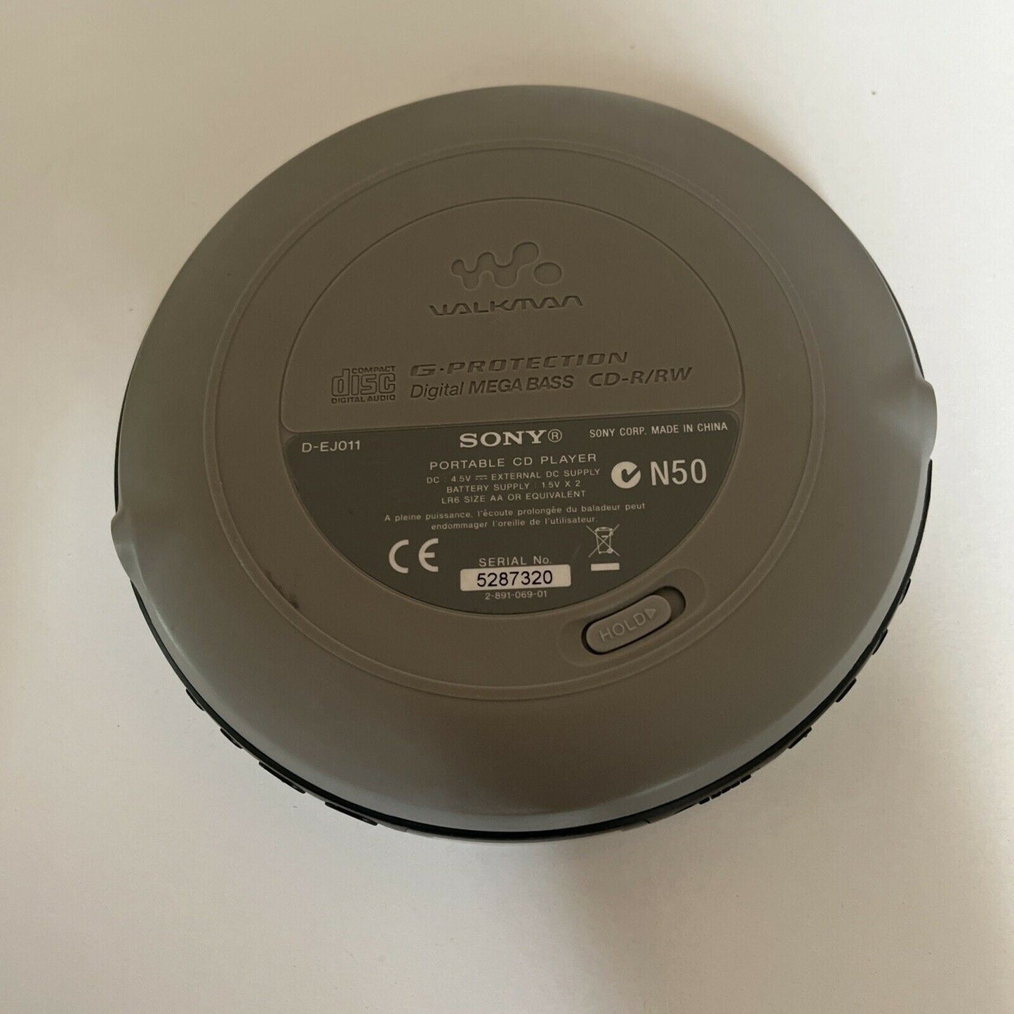 Sony Walkman Discman Portable CD Player D-EJ011 Anti-Skip Tested & Working