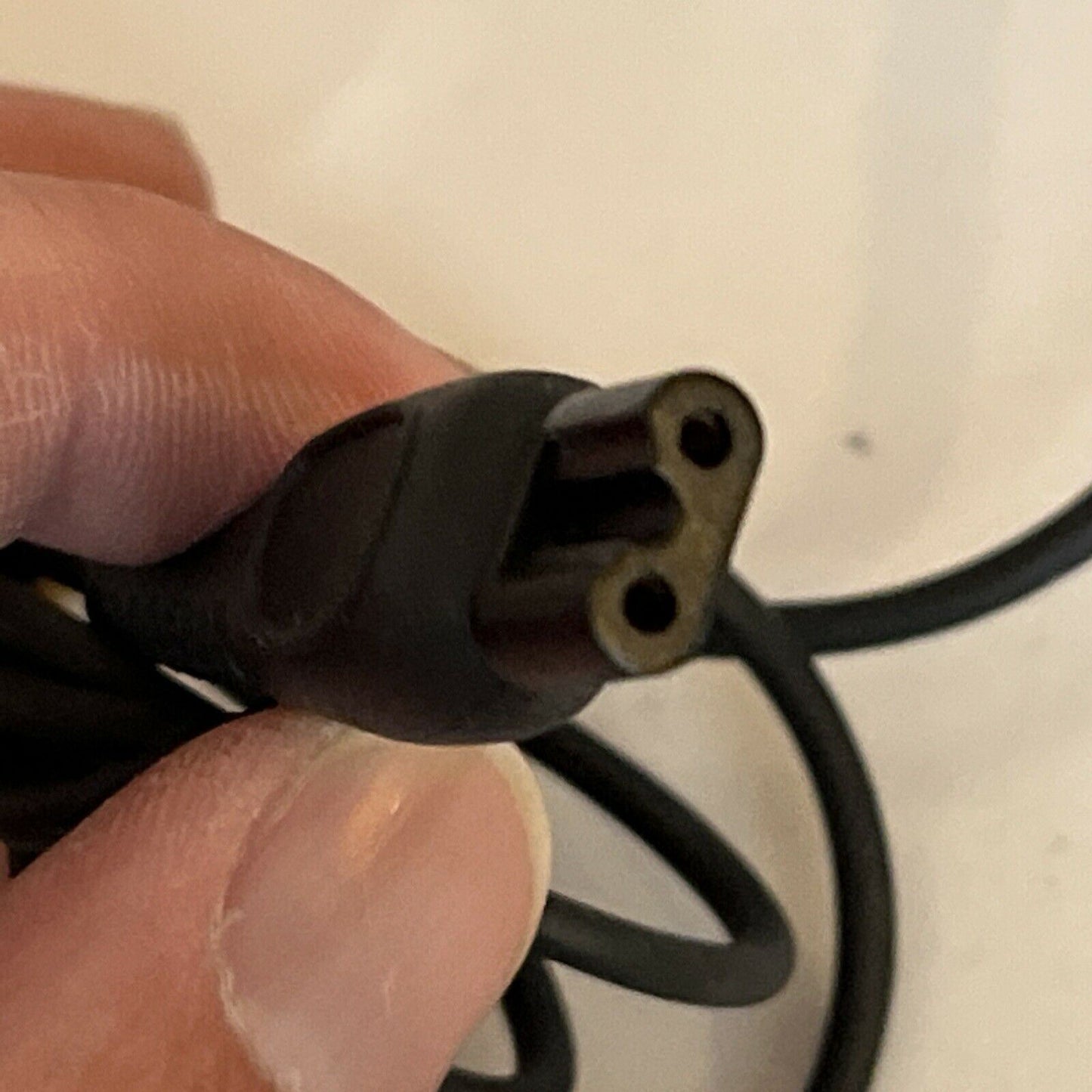 Genuine Philips HQ8505 AC Adapter Input; 100-240v Output: 15v