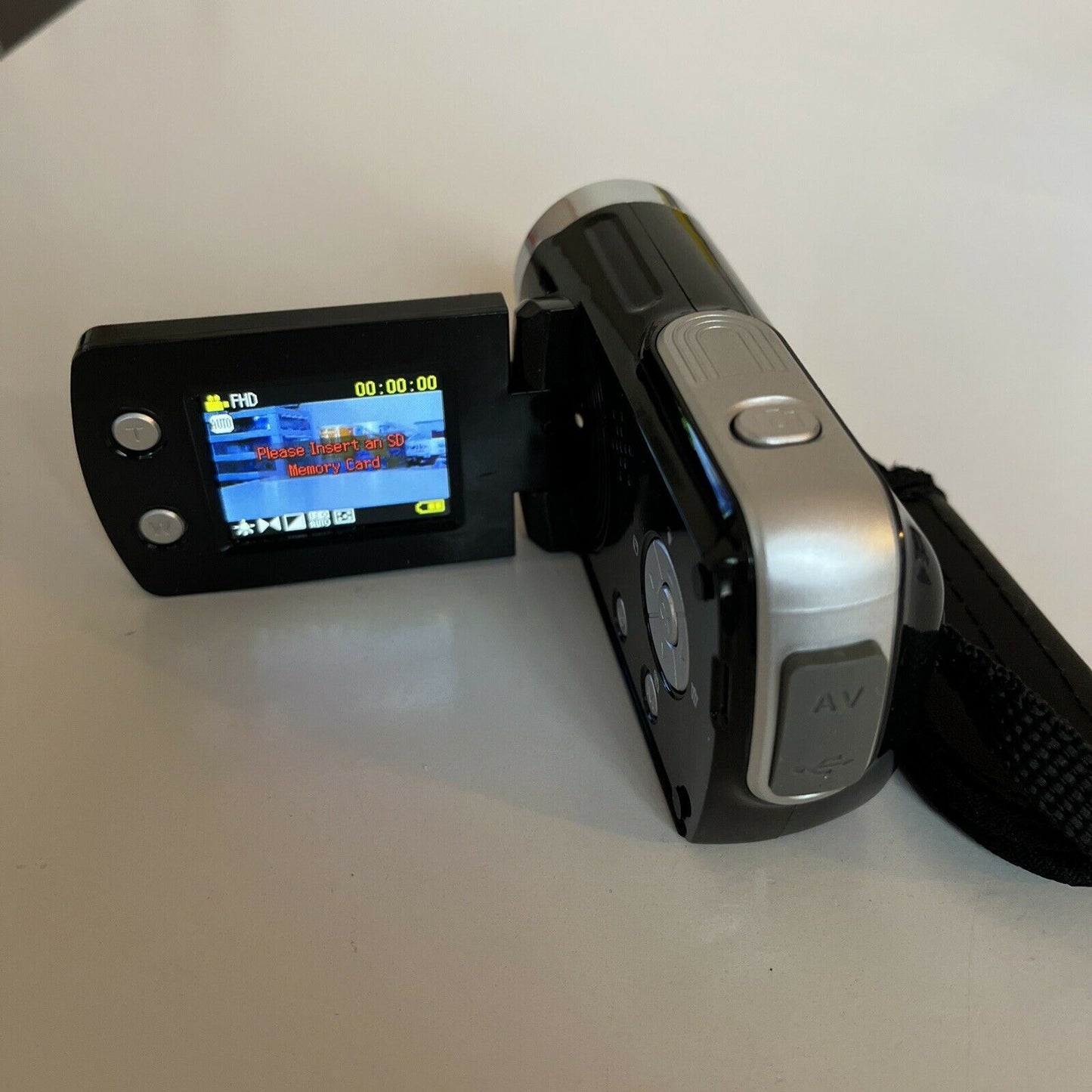 Vivitar DVR 508M HD Digital Video Camera Camcorder Black