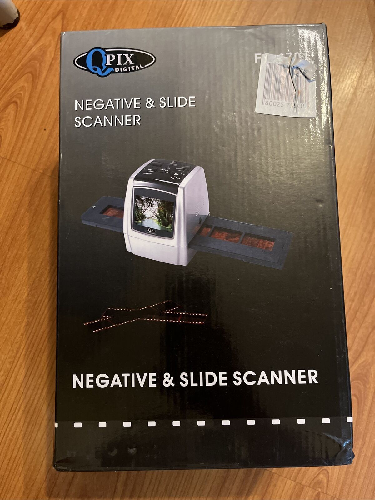 Qpix Digital 35mm Film Negative & Slide Scanner FS170 USB NEW Retro Unit