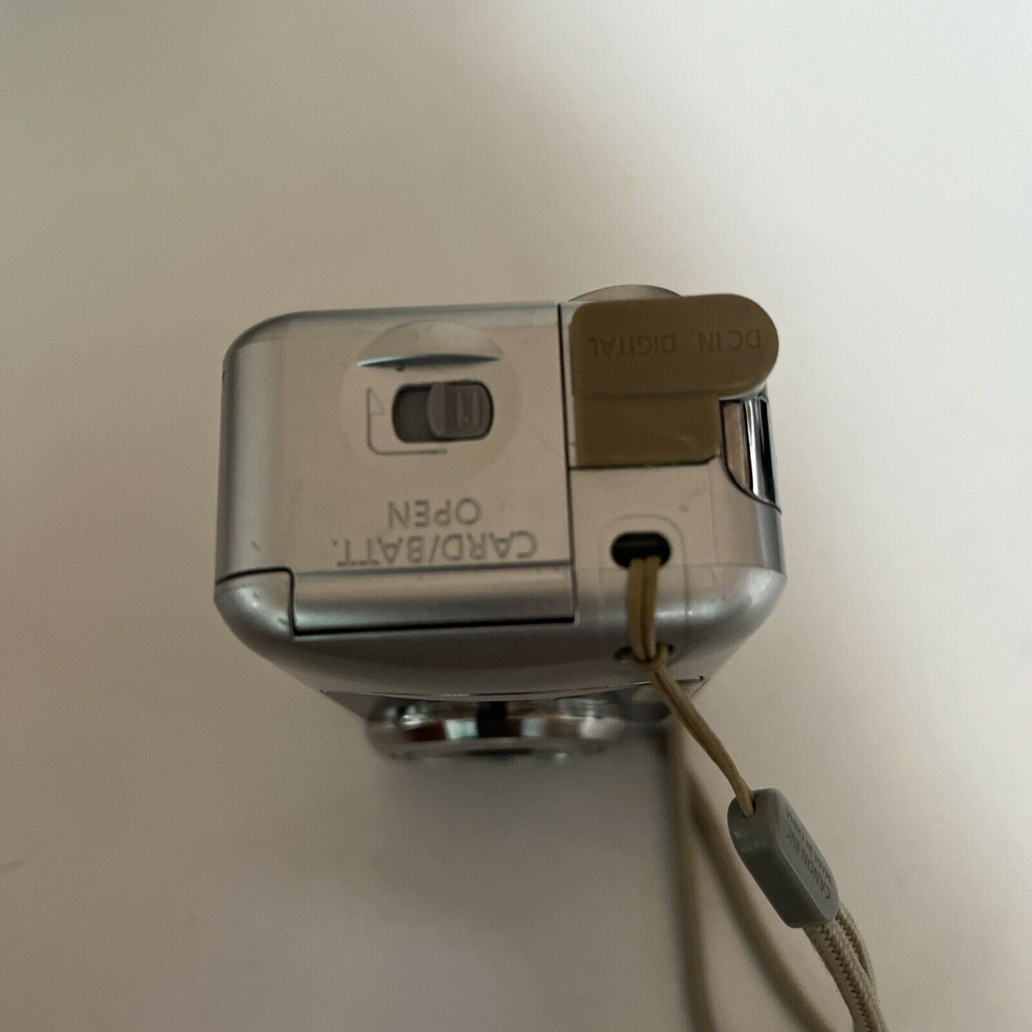 Canon Powershot A430 – 4.0 Mega Pixel – Silver and Blue Digital Camera