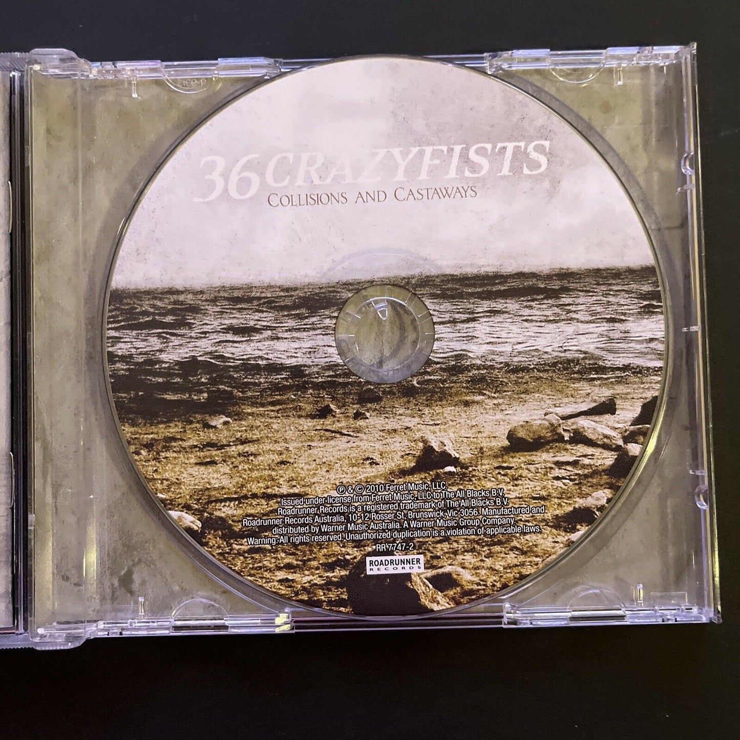 36 Crazyfists - Collisions And Castaways - CD Album Metal Rock 2010