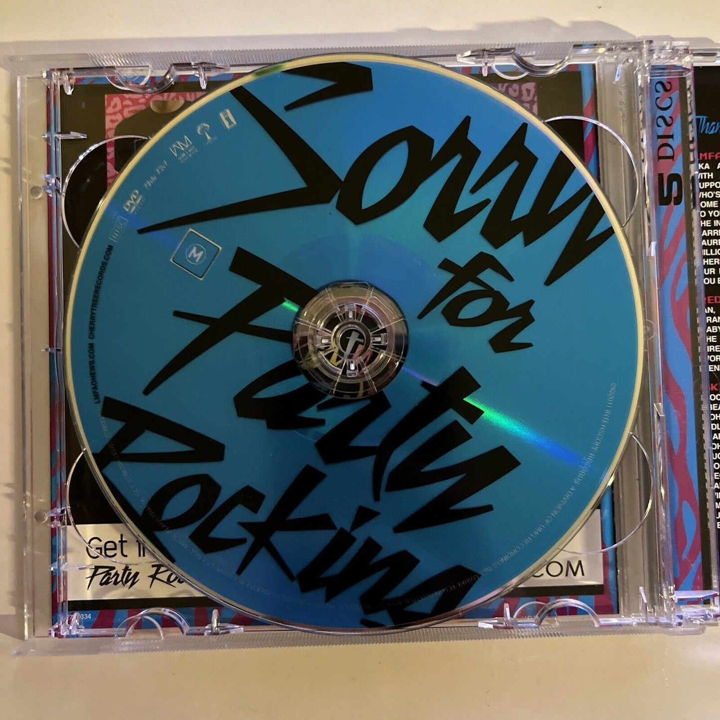 LMFAO – Sorry For Party Rocking CD & DVD 2011 Limited Tour Edition