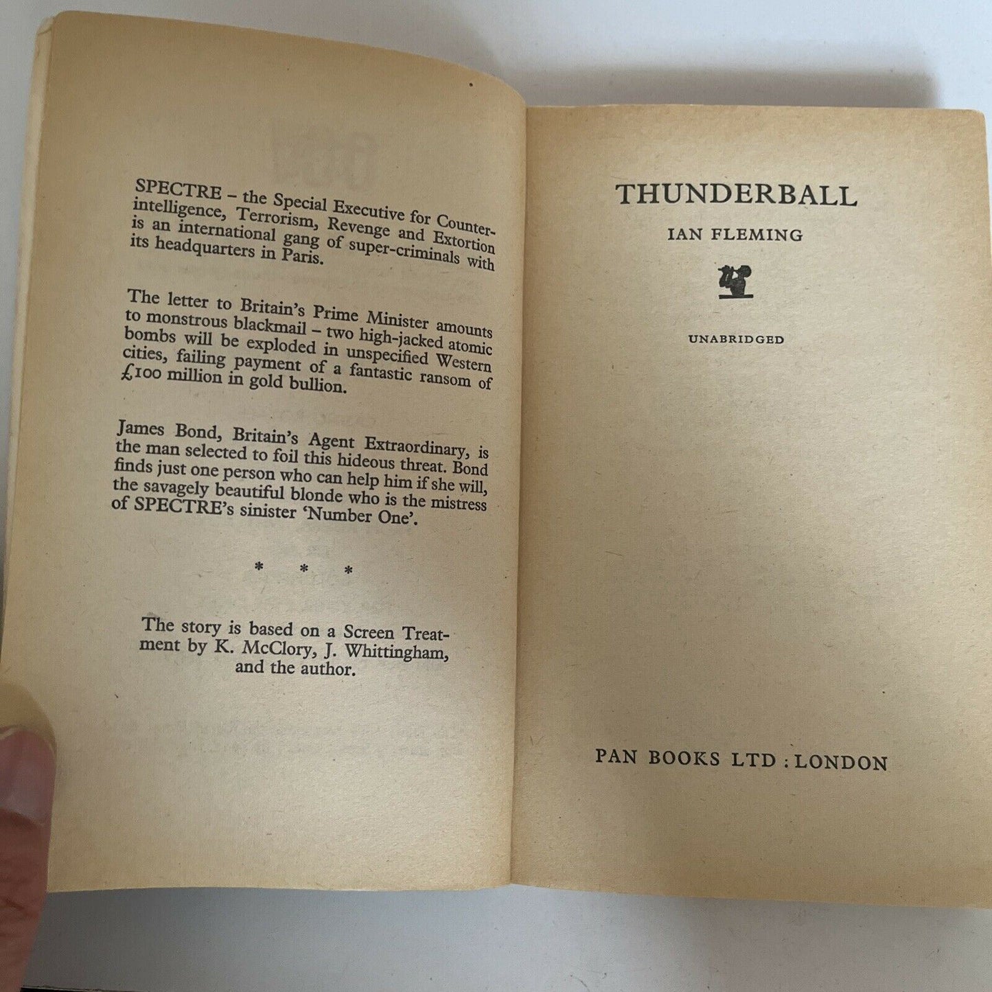 Ian Fleming's Thunderball & Dr No James Bond 007 1965 Novel Book