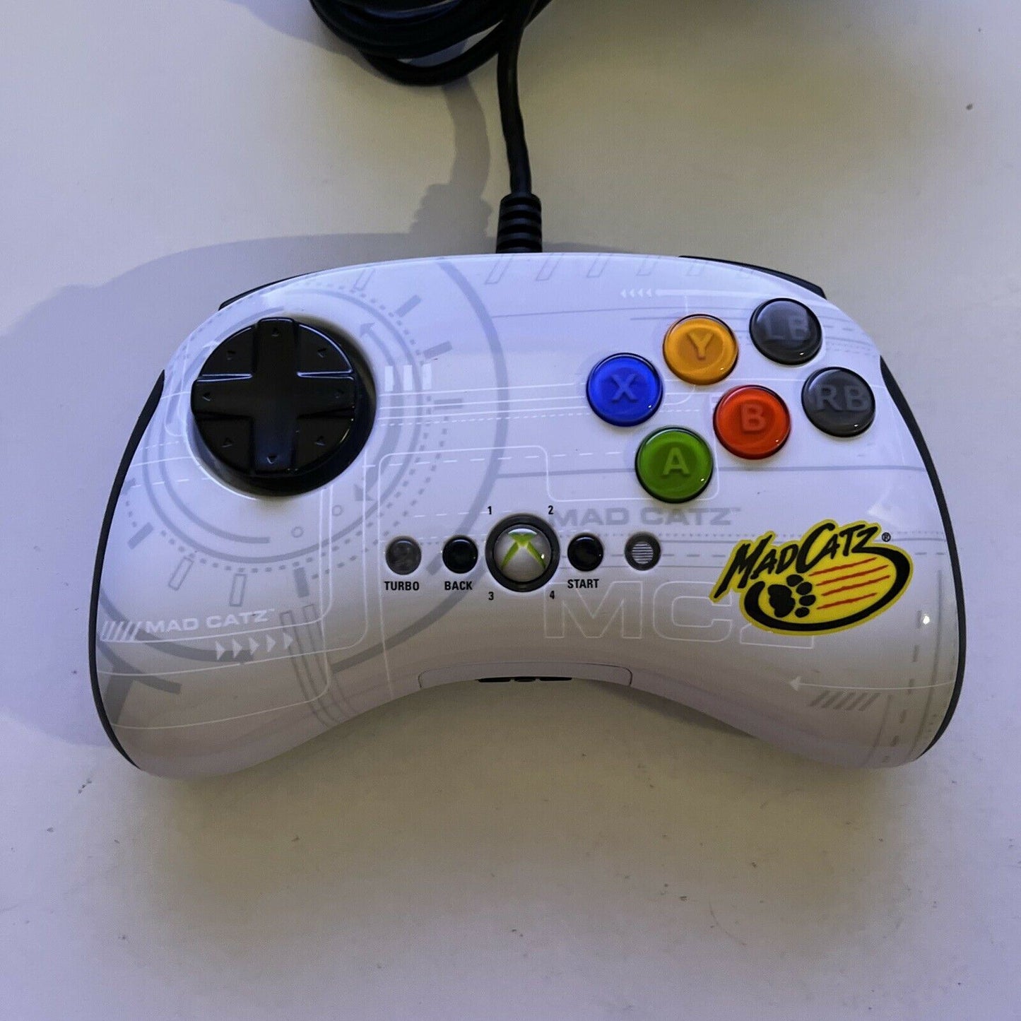Mad Catz Fighting Pad Xbox 360 Controller Fightpad